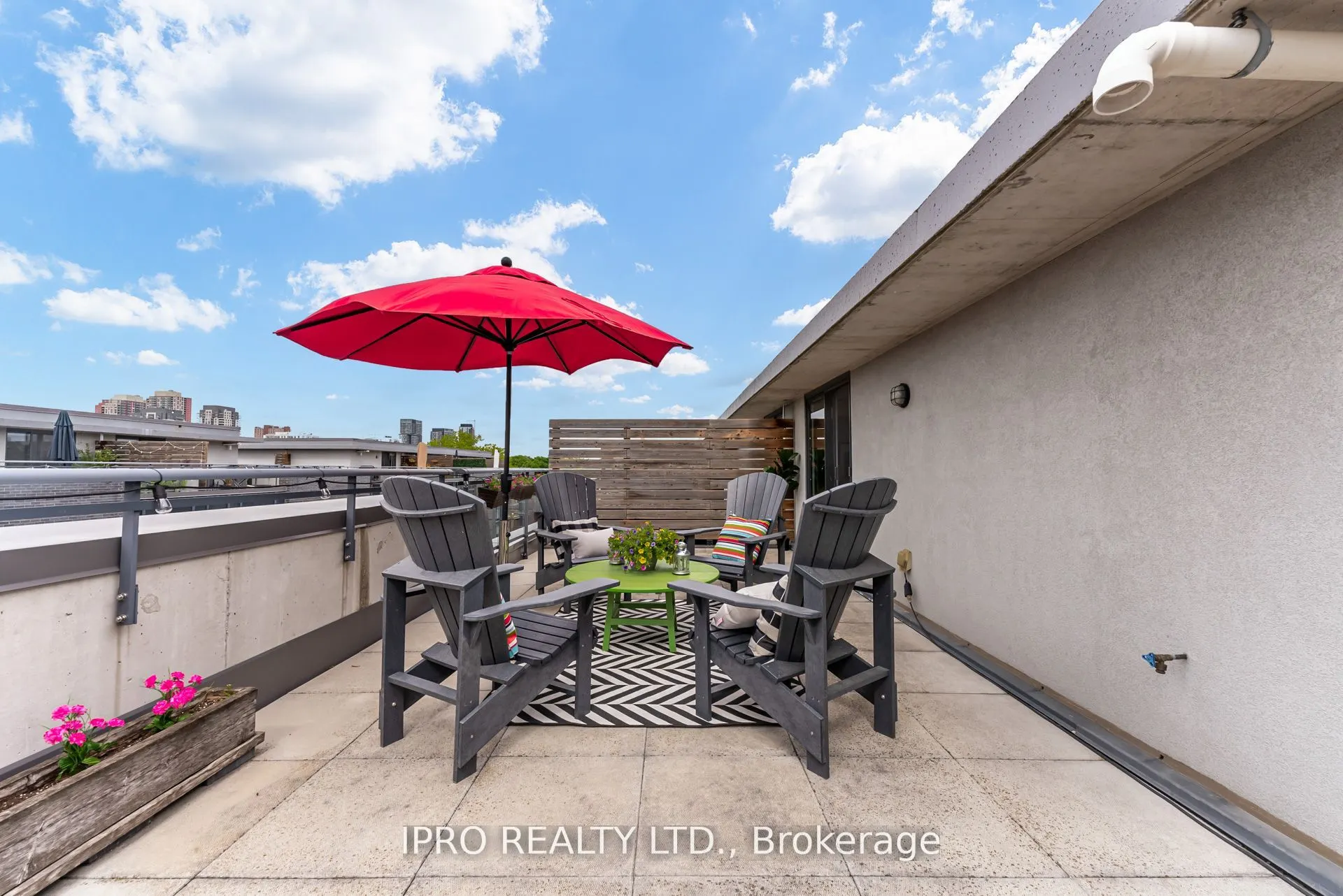 15 Sousa Mendes Street, #103