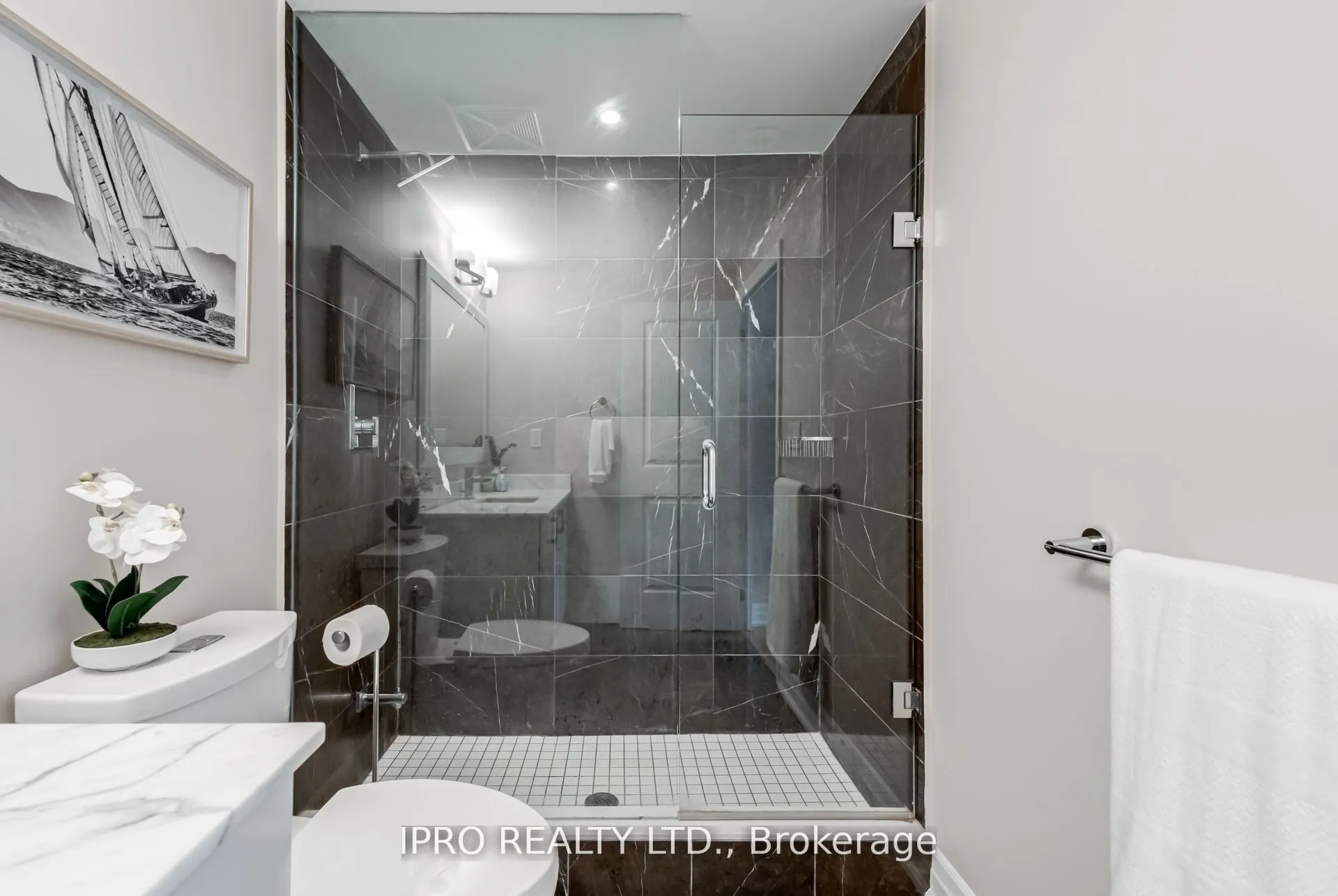 15 Sousa Mendes Street, #103
