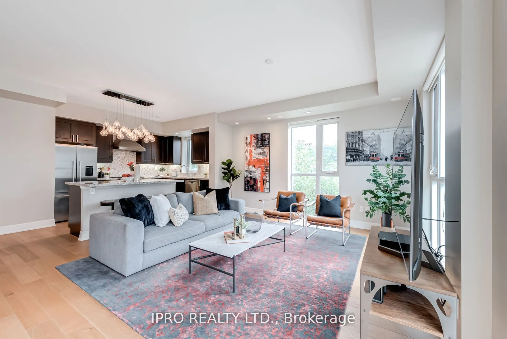 15 Sousa Mendes Street, #103