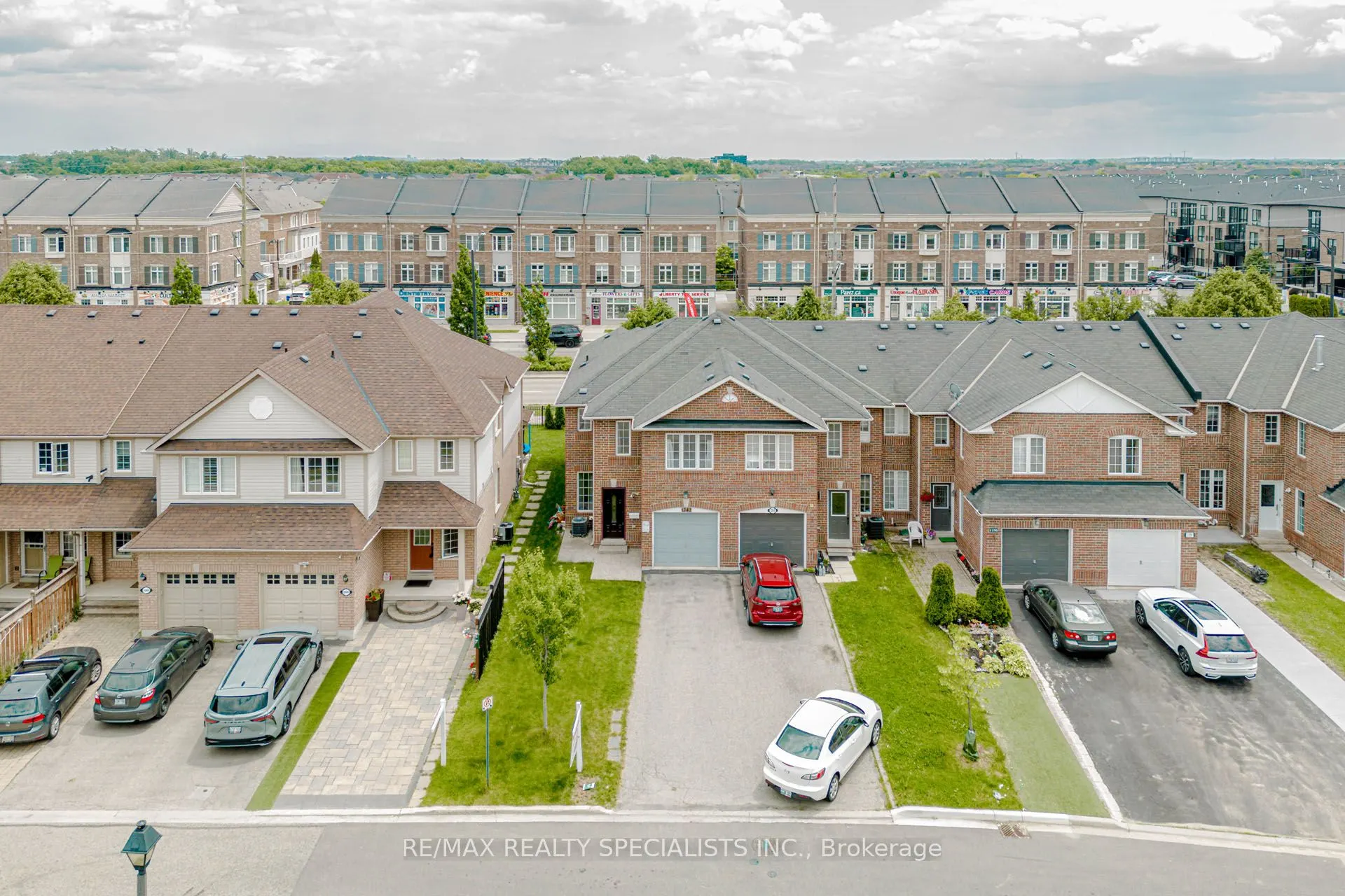 1242 Mowat Lane