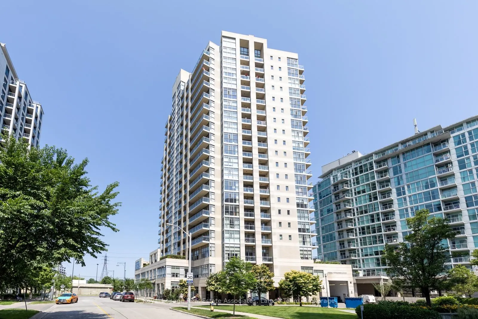 3 Marine Parade Drive, #809