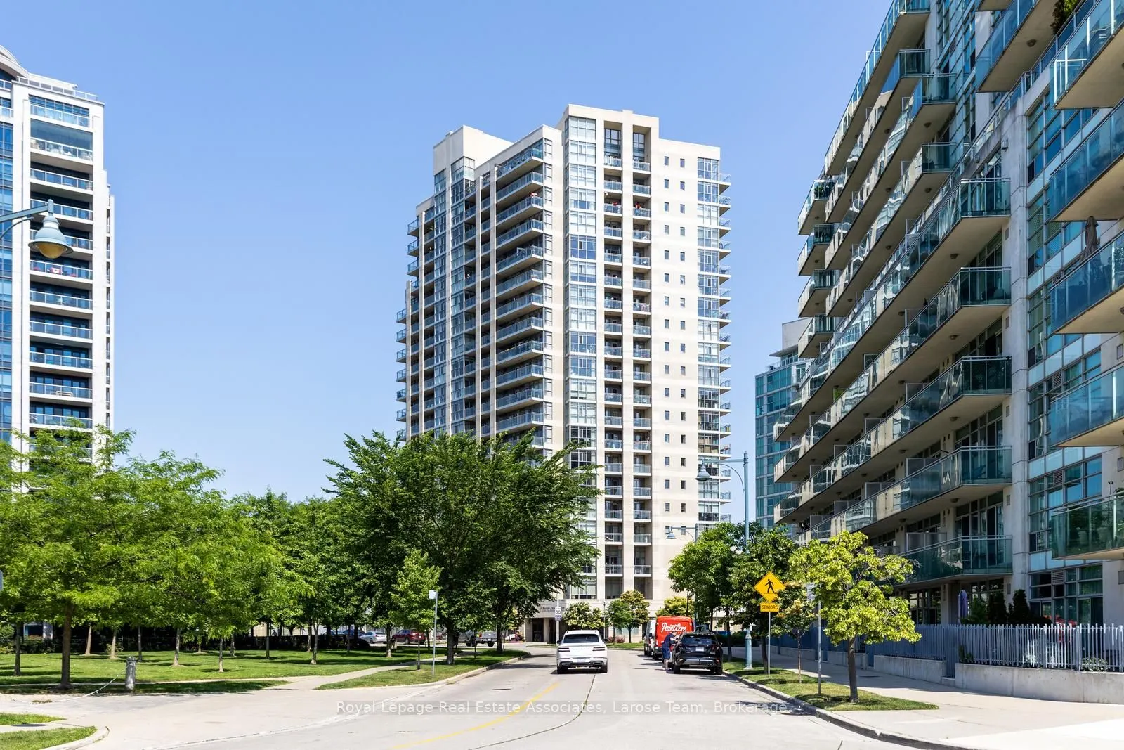 3 Marine Parade Drive, #809