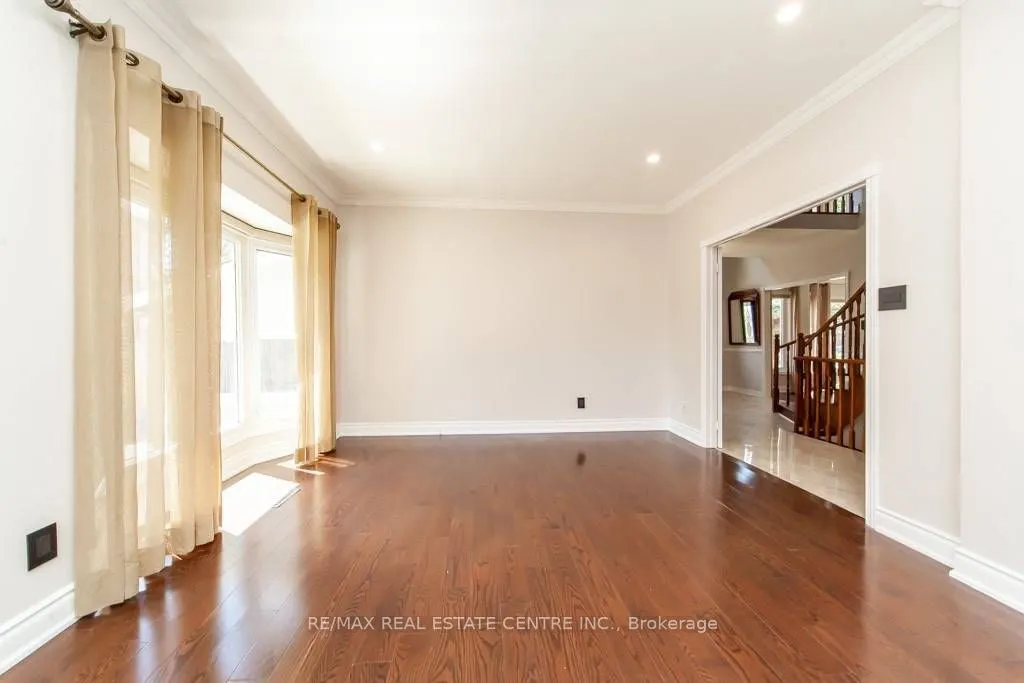 1714 Covington Terrace