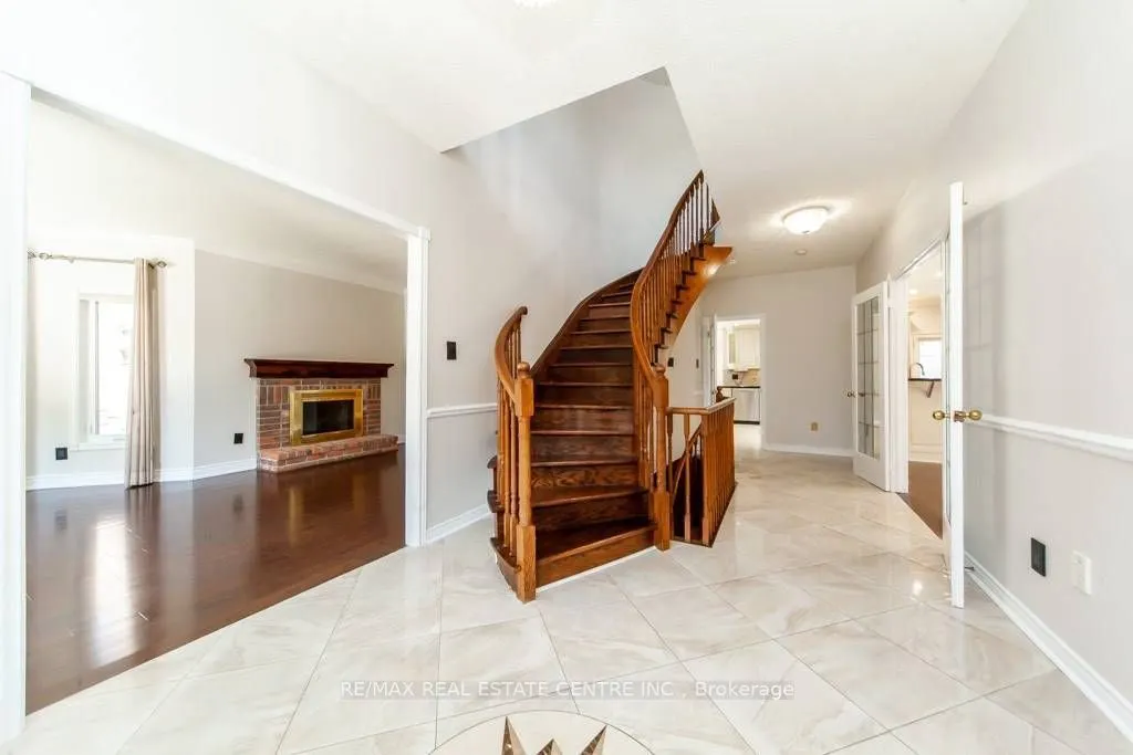 1714 Covington Terrace