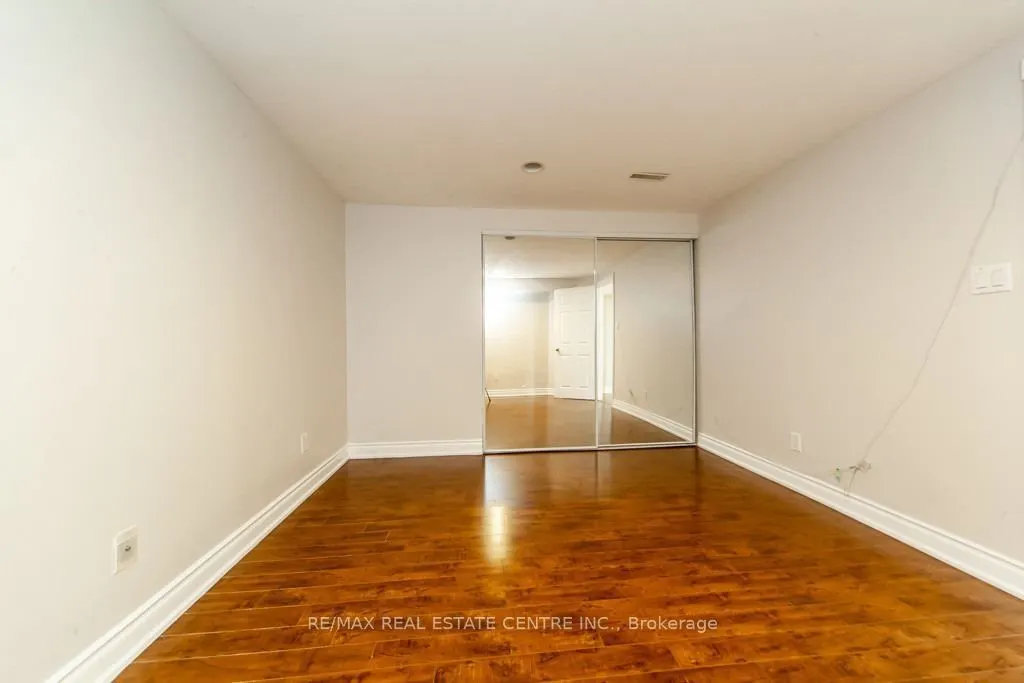 1714 Covington Terrace
