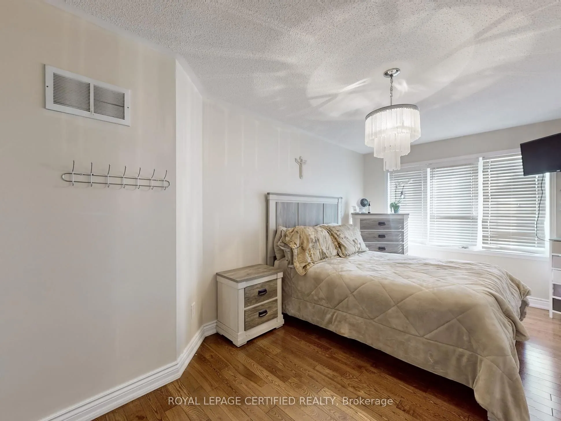 38 Lawren Harris Crescent