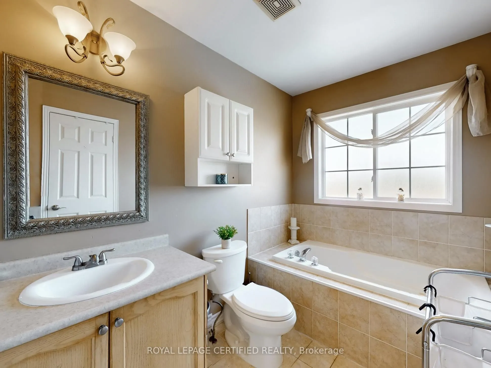 38 Lawren Harris Crescent