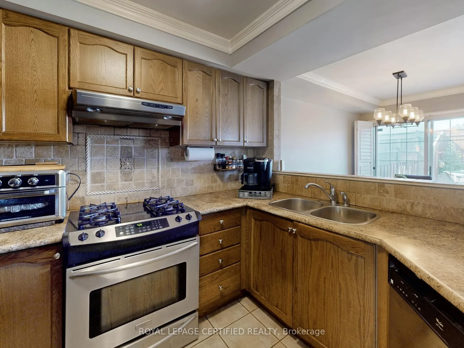 38 Lawren Harris Crescent