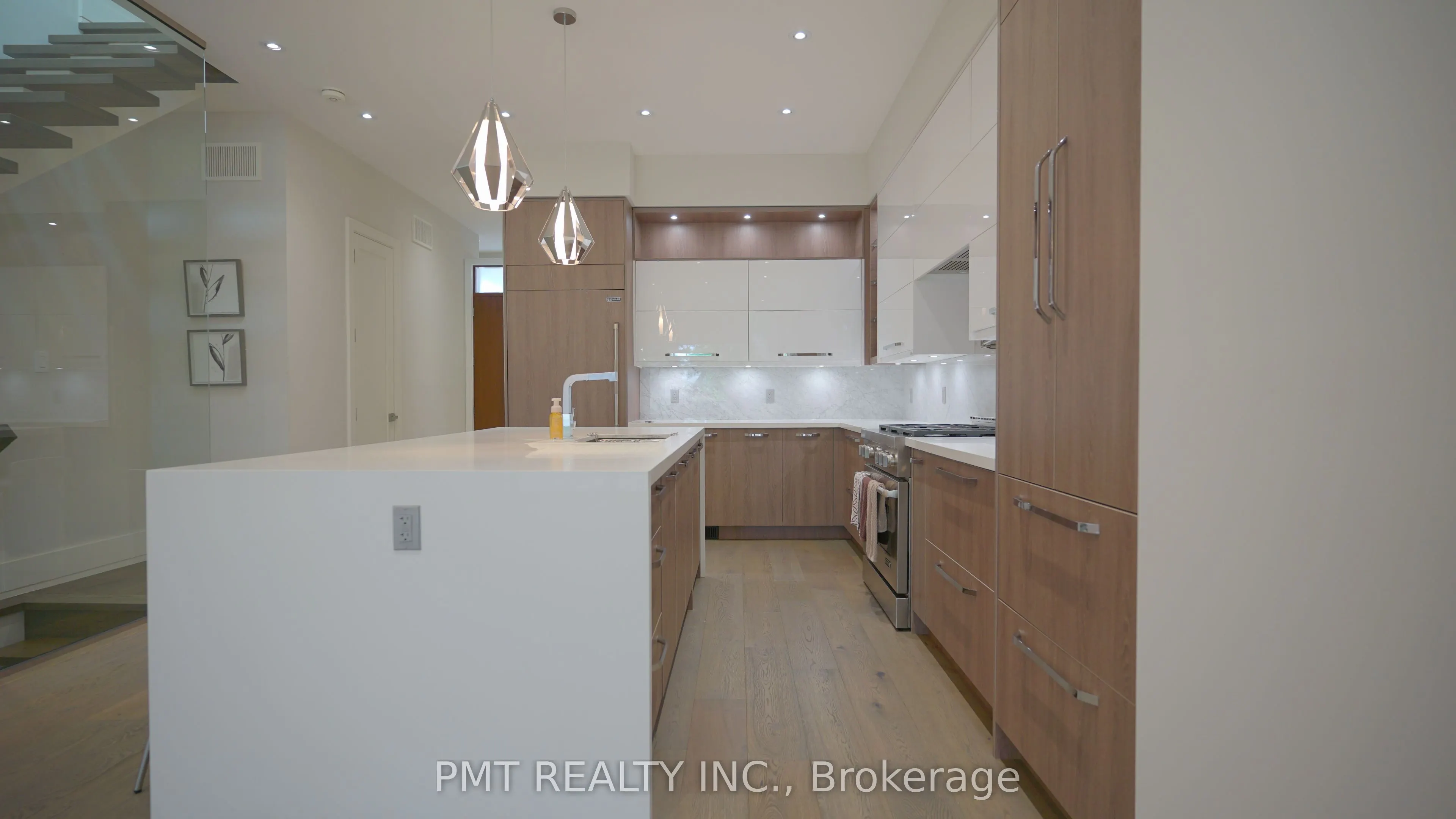 435 Valermo Drive
