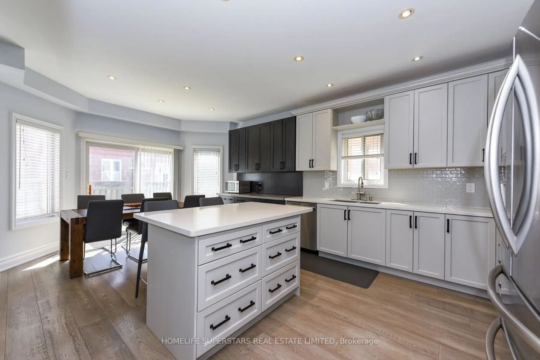 3856 Brinwood Gate