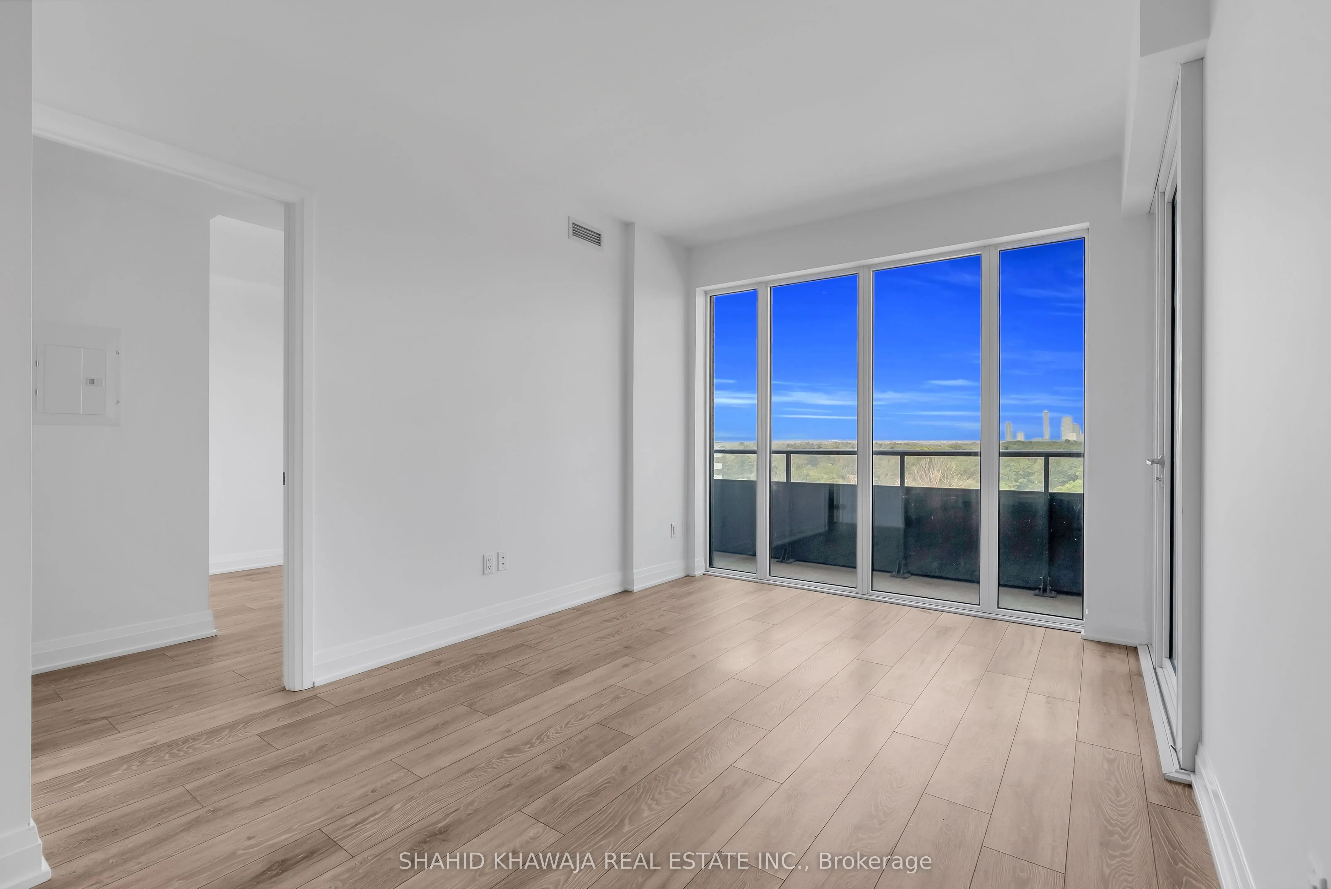 21 Park Street E, #1508
