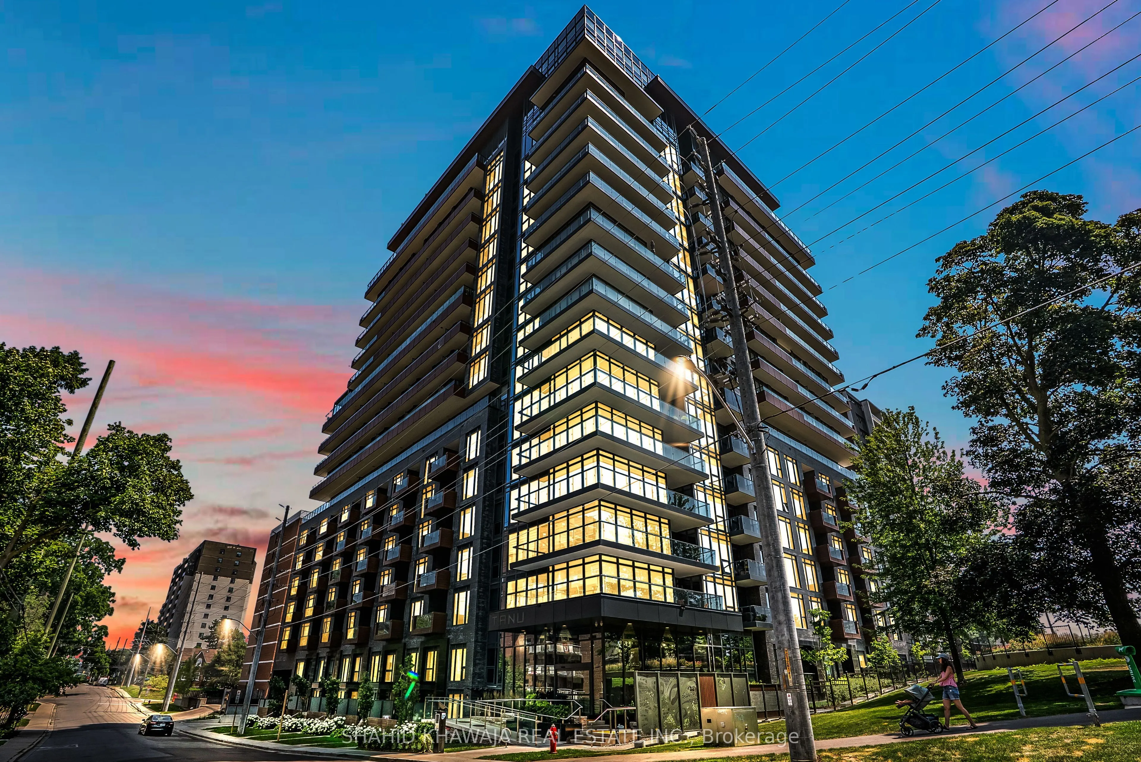 21 Park Street E, #1508