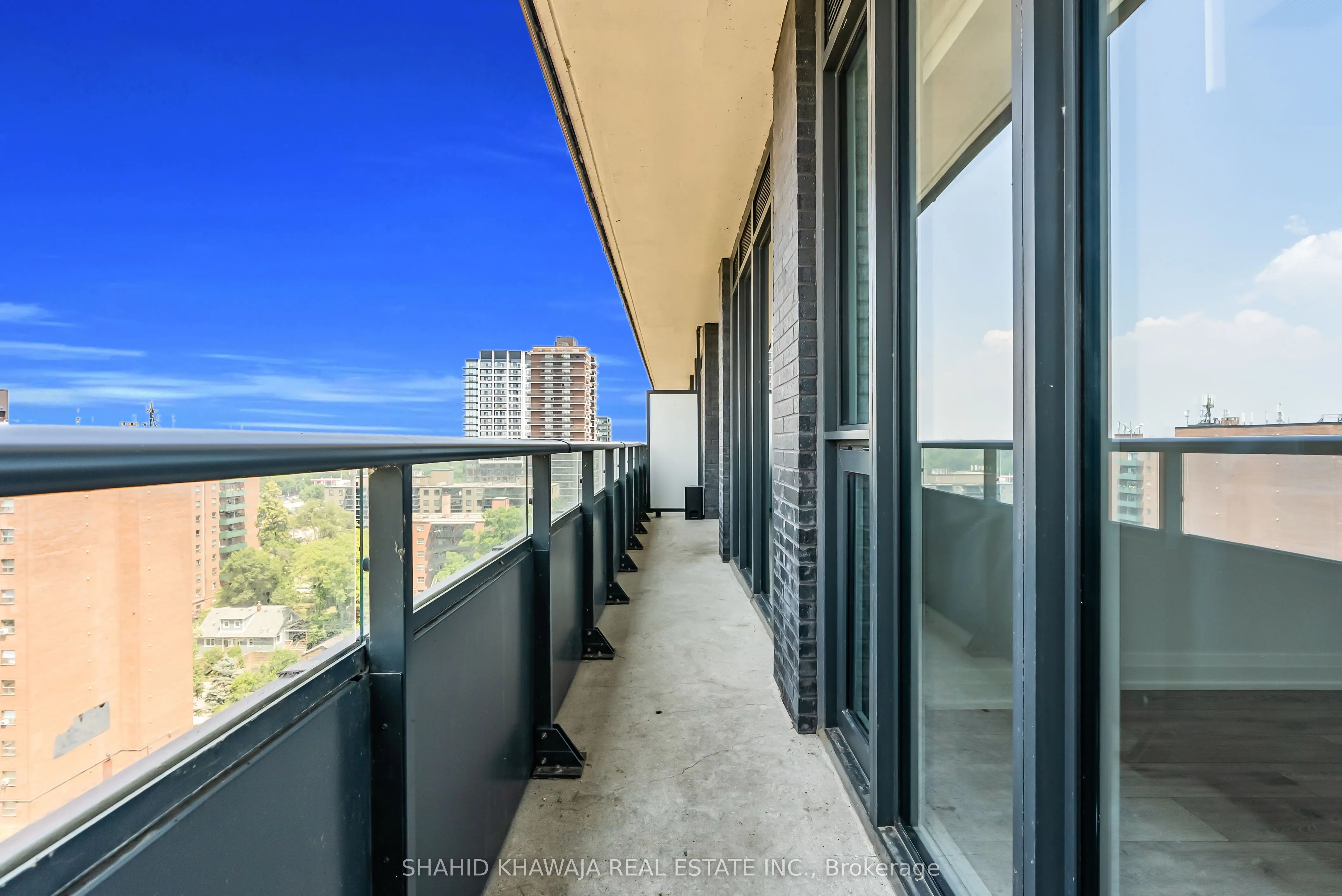 21 Park Street E, #1508