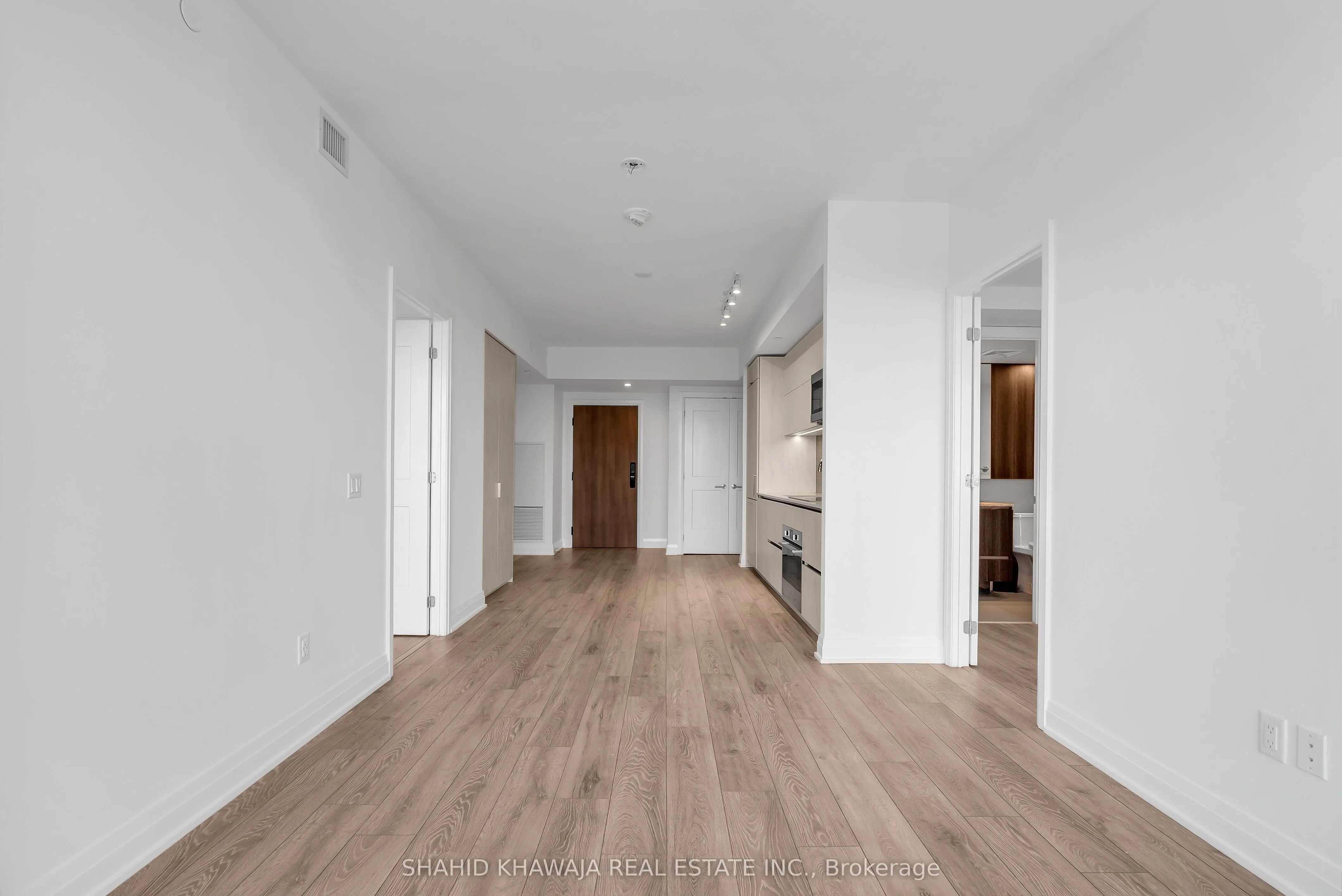 21 Park Street E, #1508