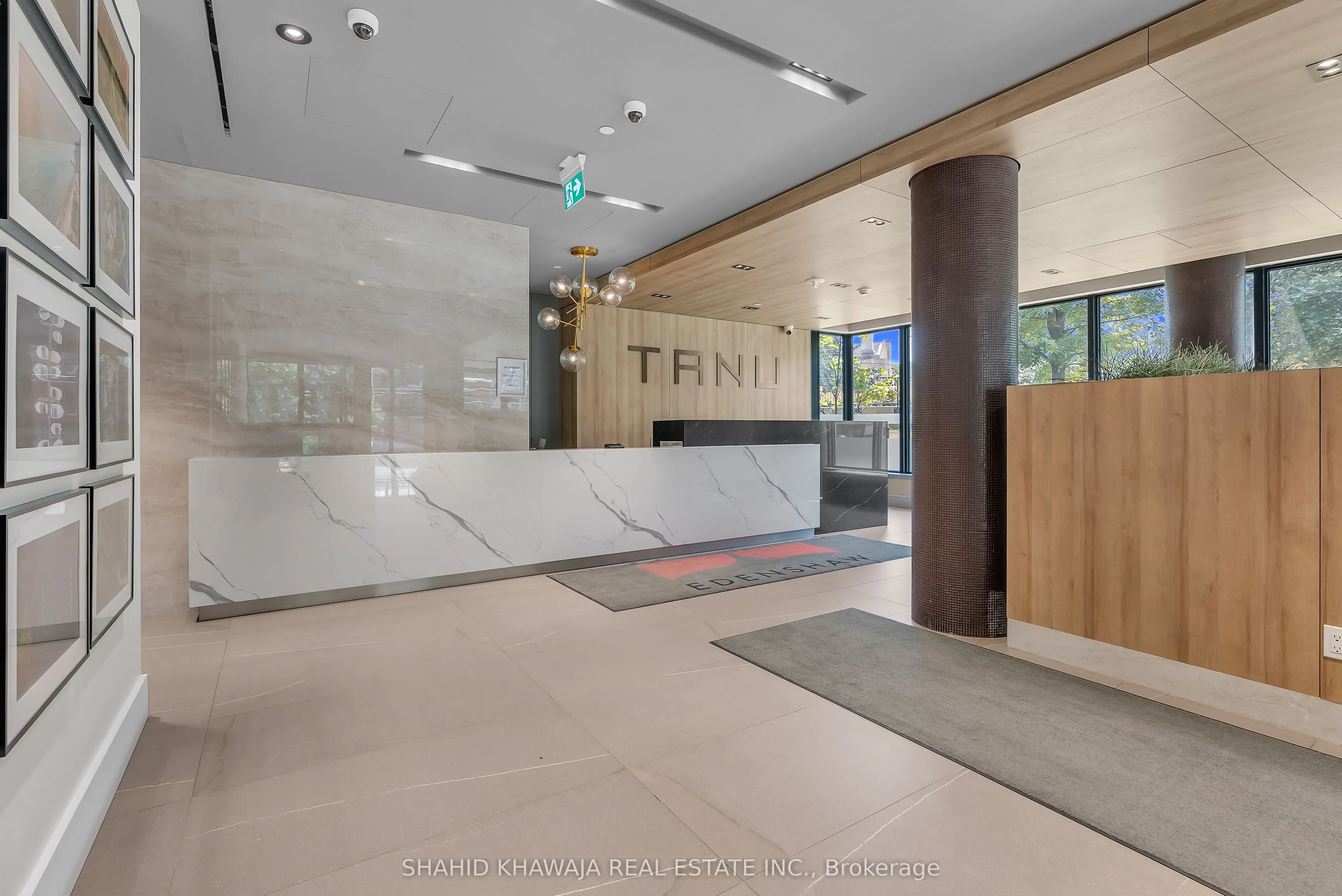 21 Park Street E, #1508