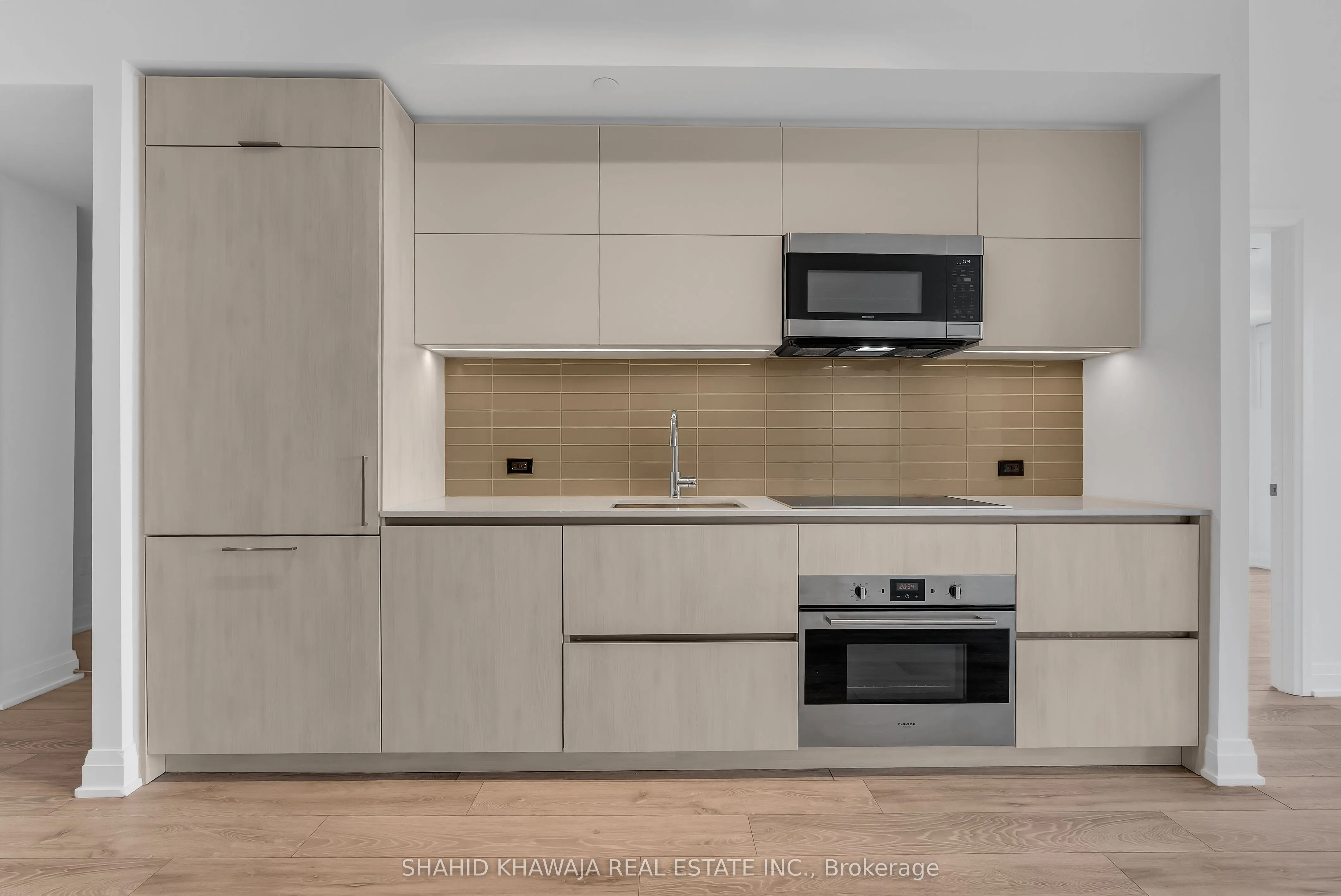 21 Park Street E, #1508
