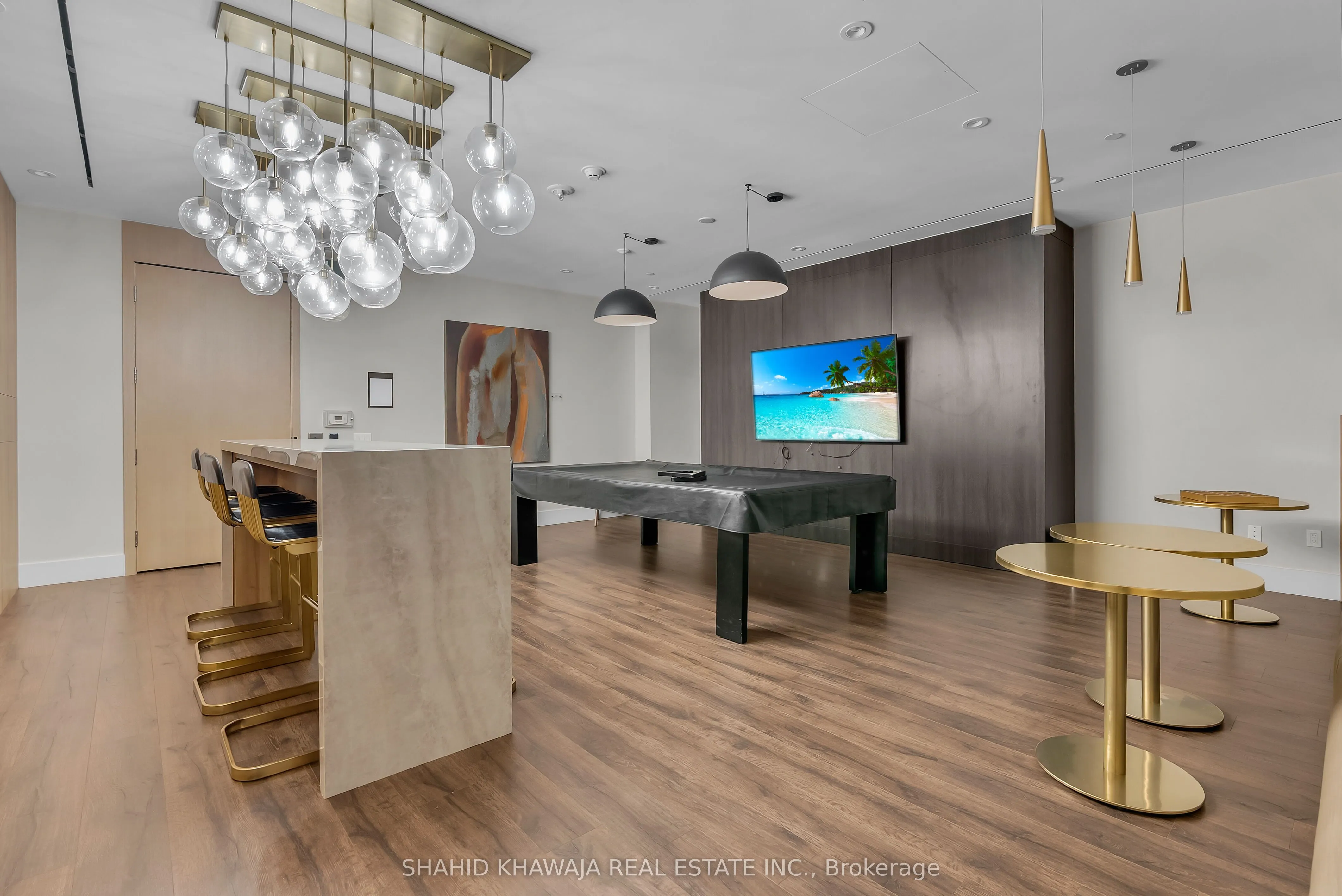 21 Park Street E, #1508