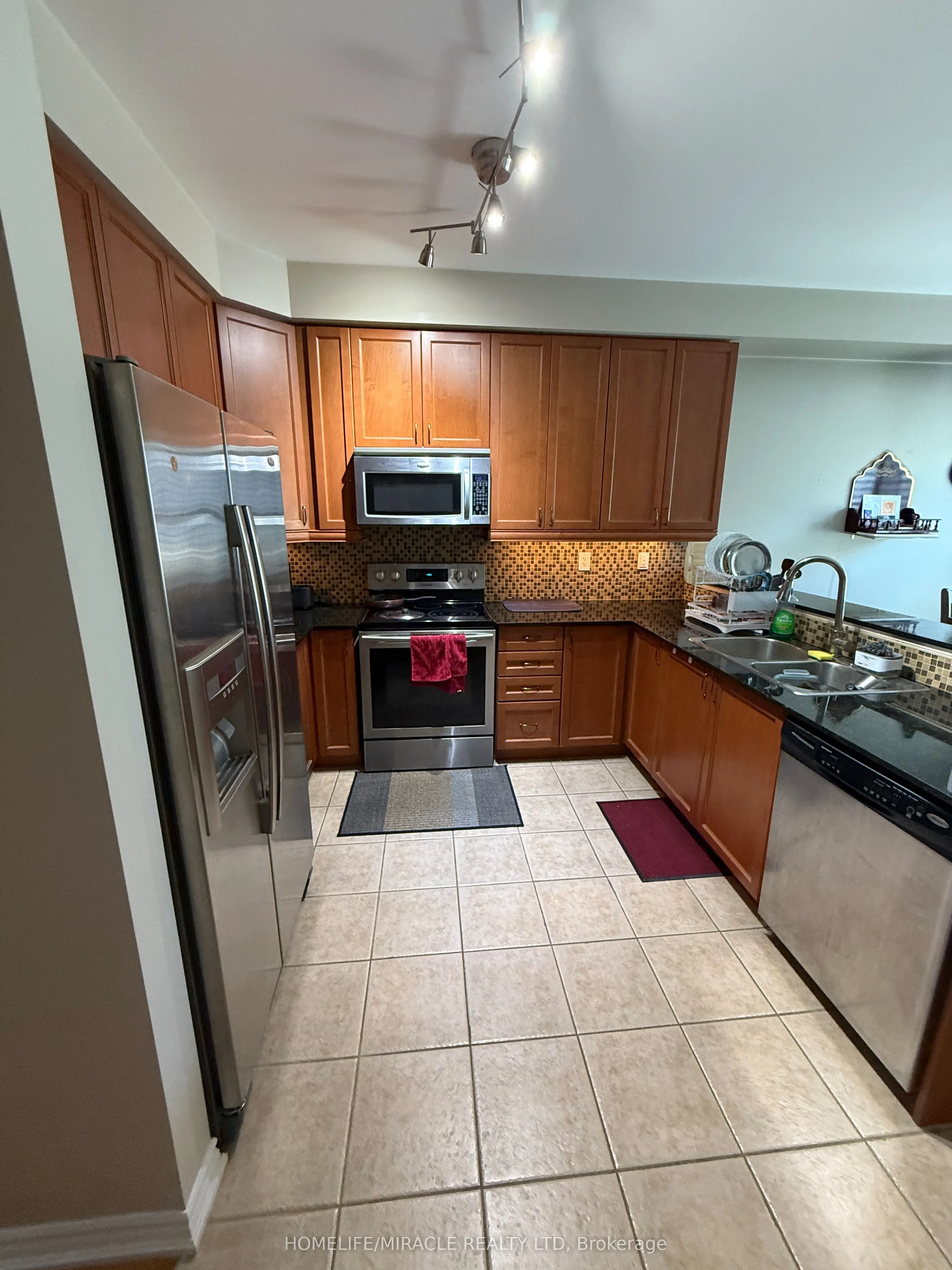15 Cailiff Street, #28