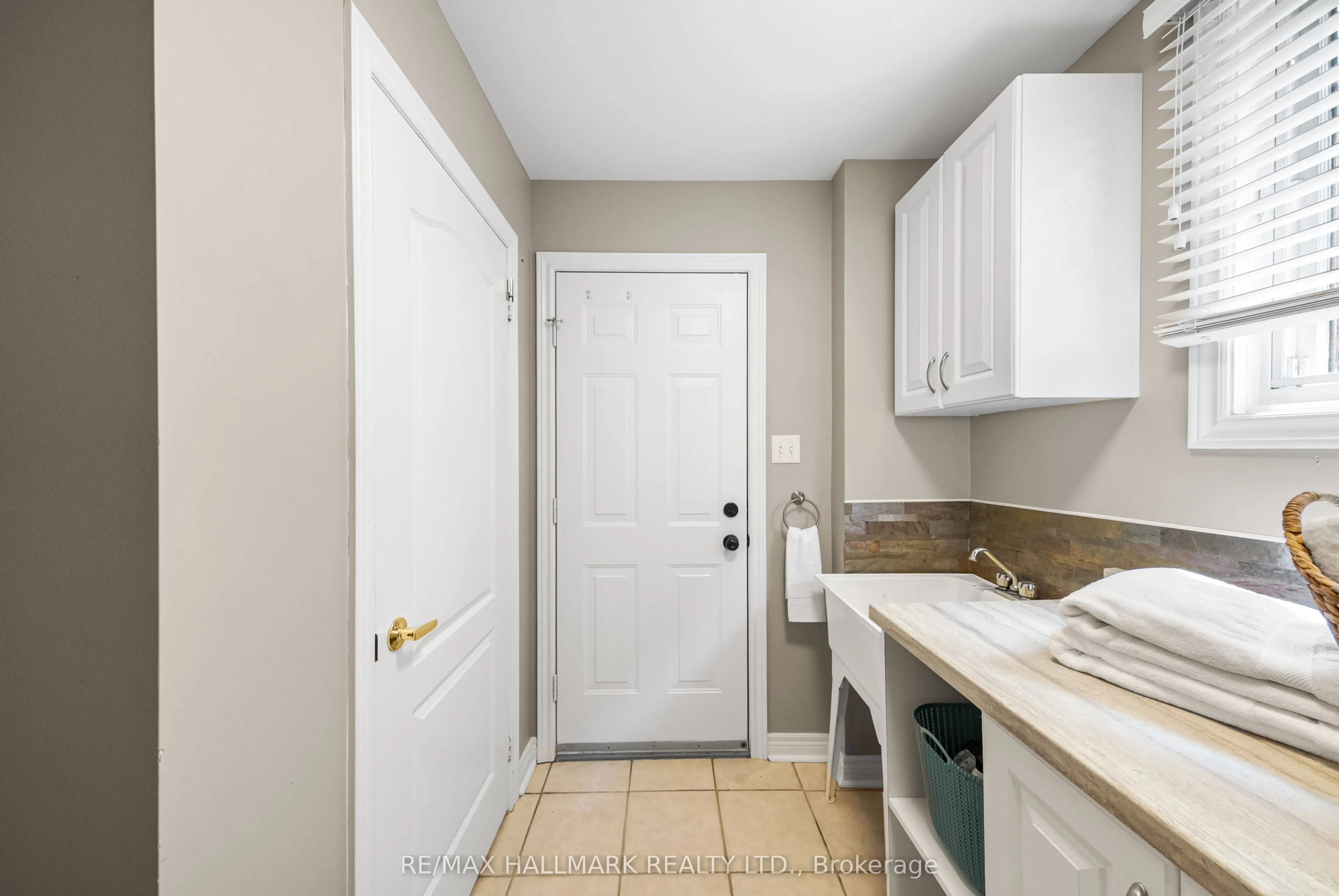 45 Terrastone Court