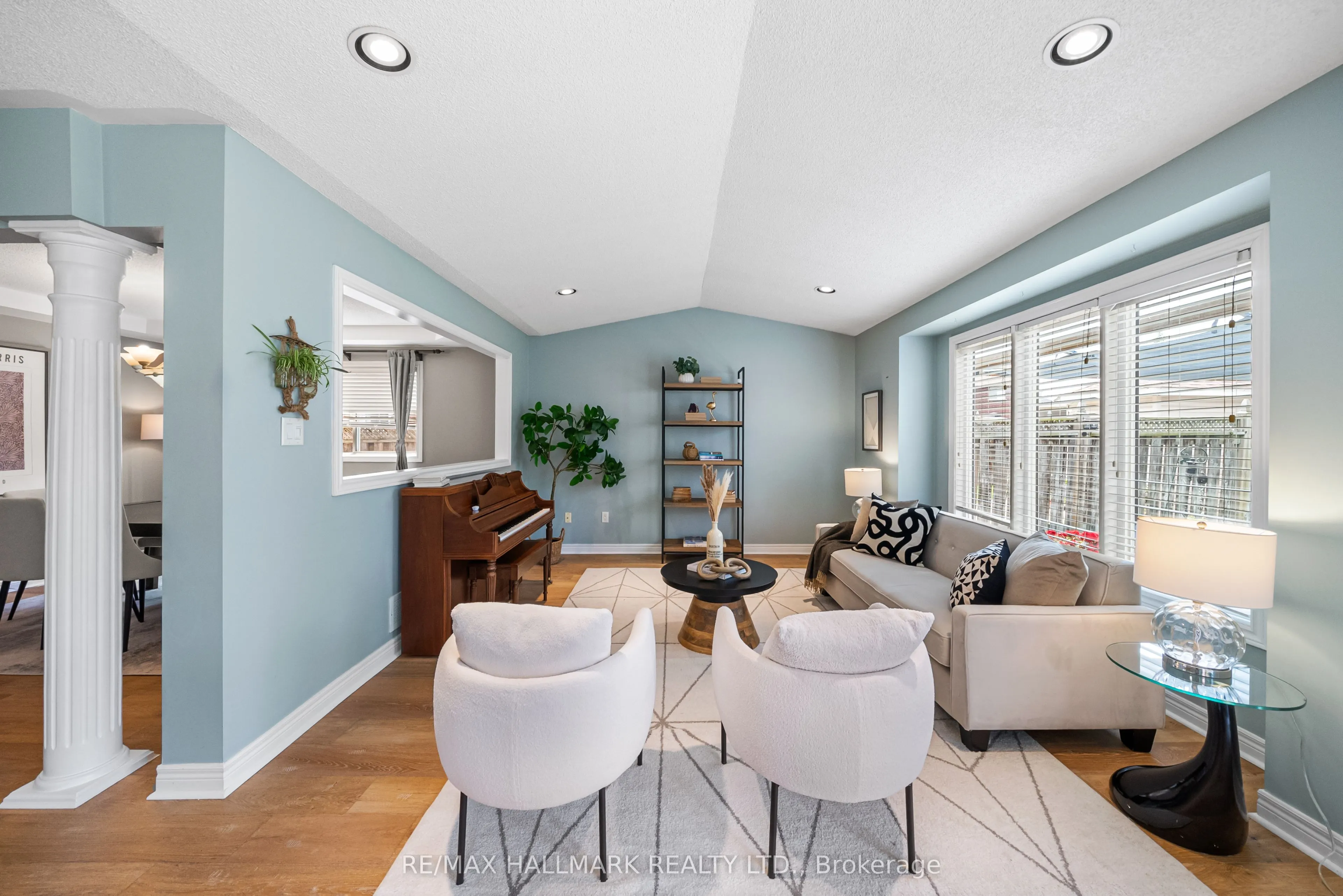 45 Terrastone Court