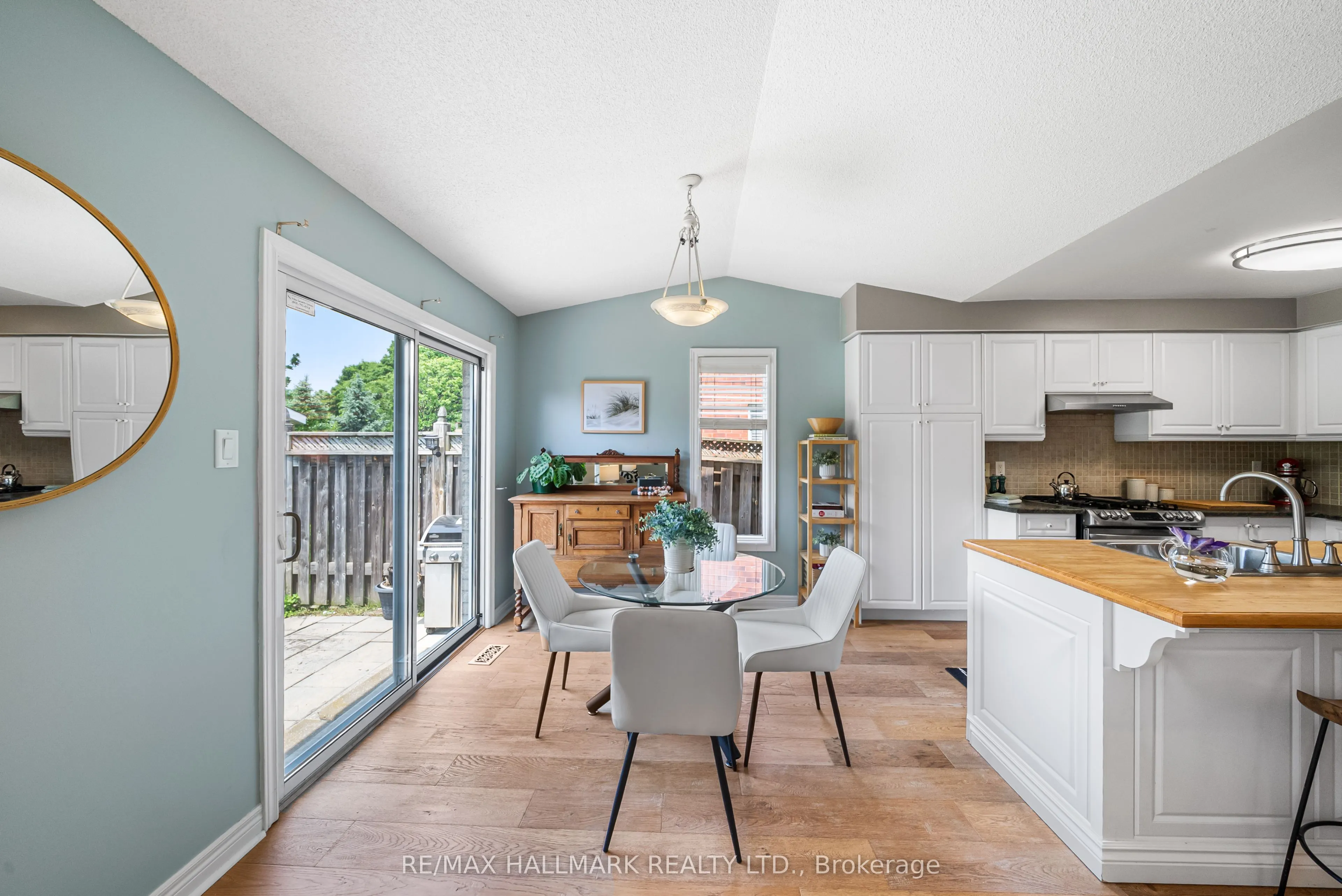 45 Terrastone Court