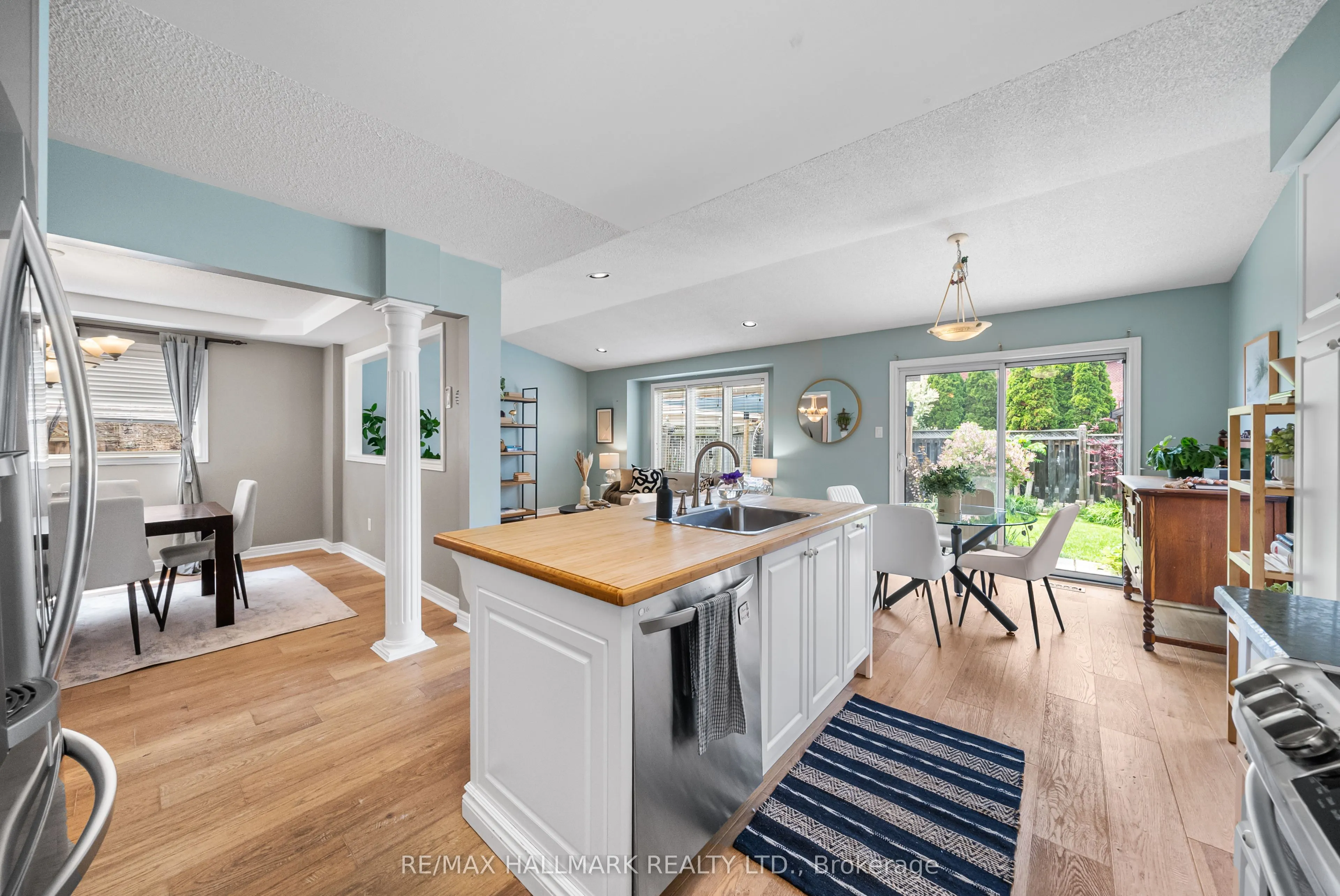 45 Terrastone Court