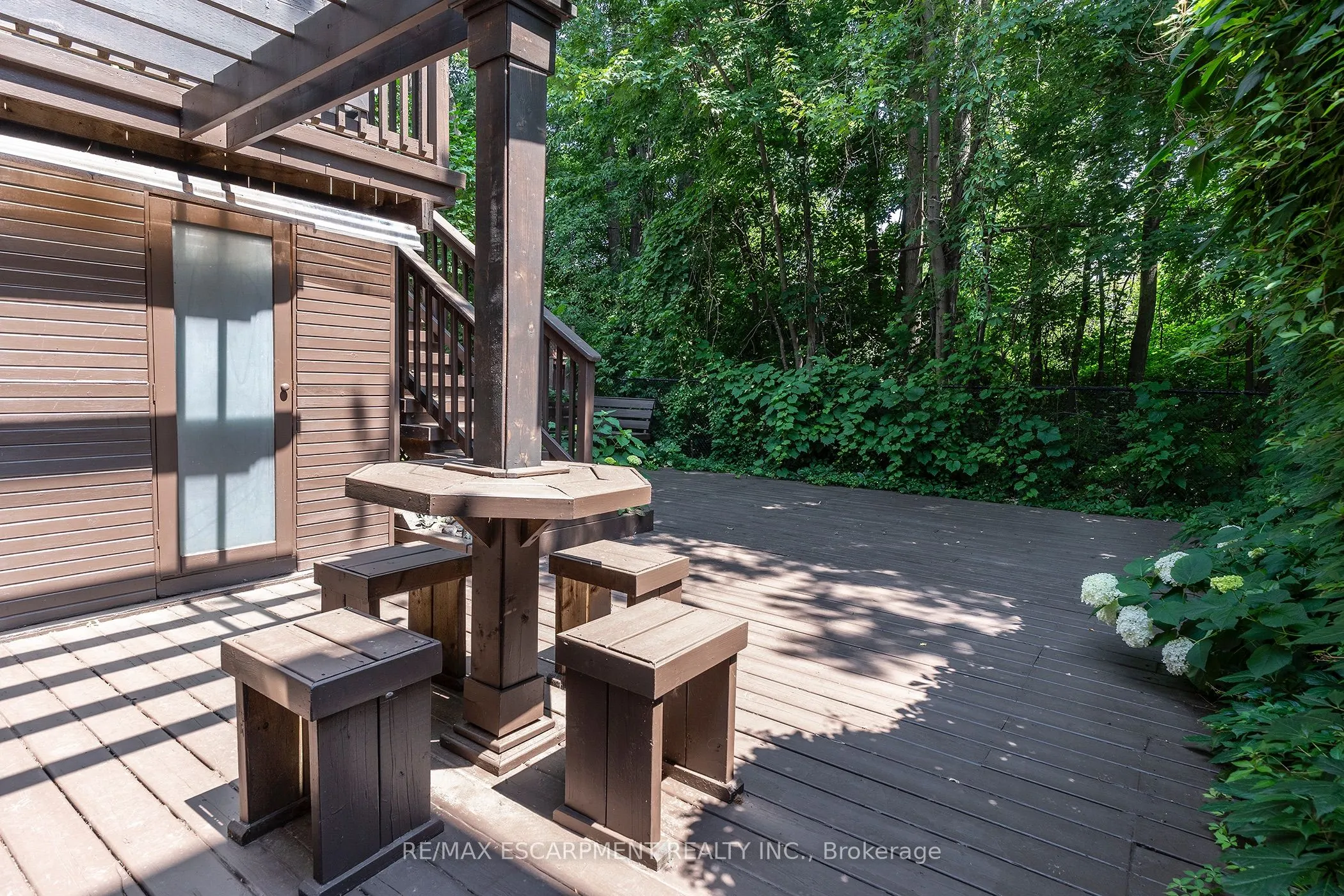3770 Forest Bluff Crescent
