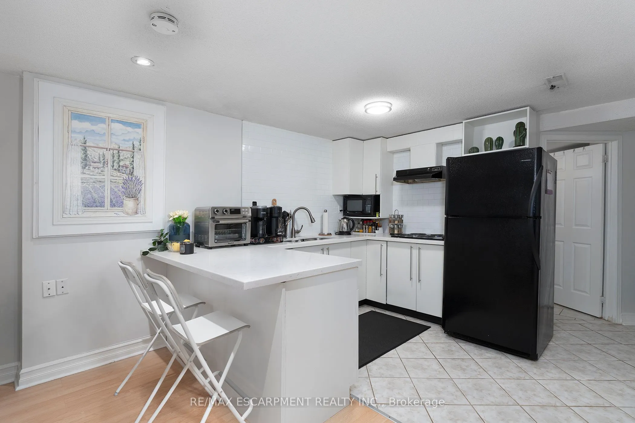 3770 Forest Bluff Crescent