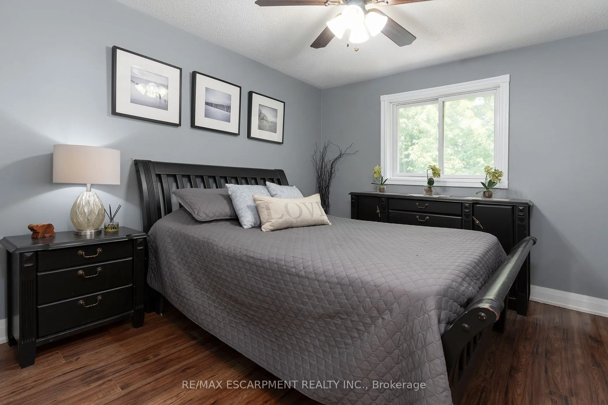3770 Forest Bluff Crescent