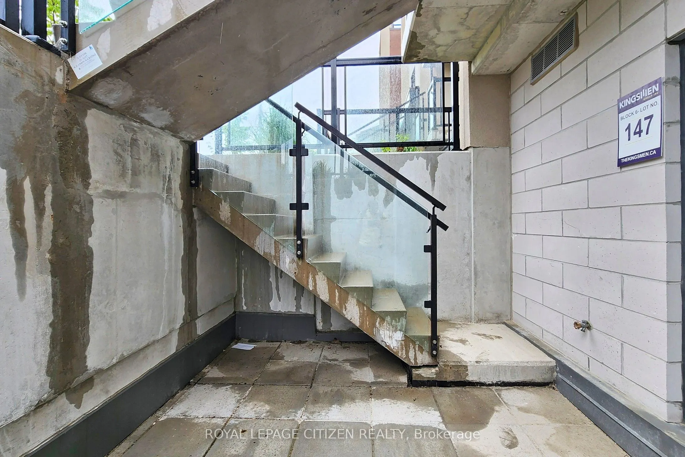 1075 Douglas Mccurdy Comm, #147