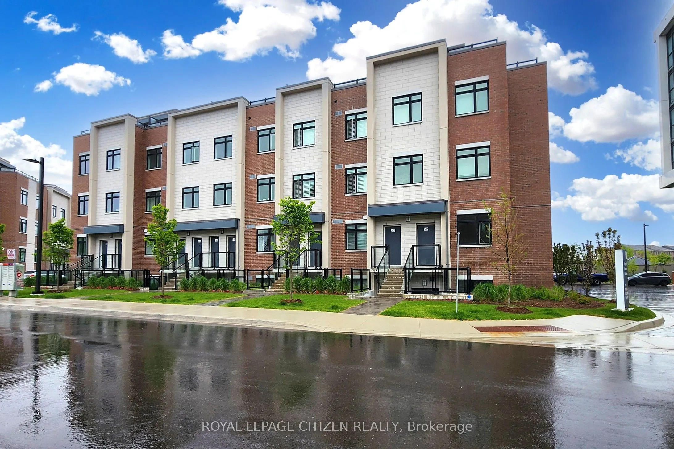 1075 Douglas Mccurdy Comm, #147