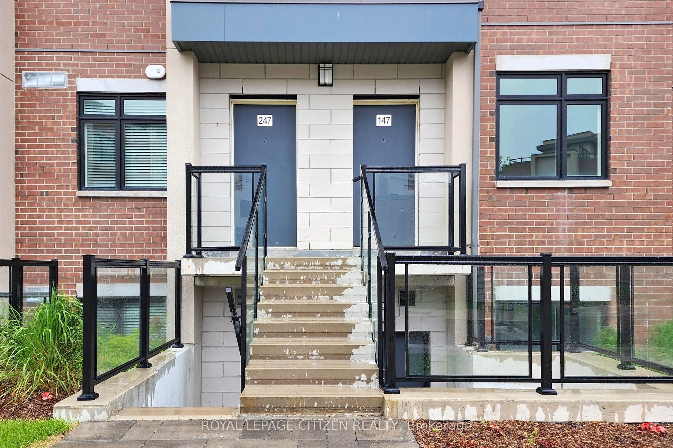 1075 Douglas Mccurdy Comm, #147