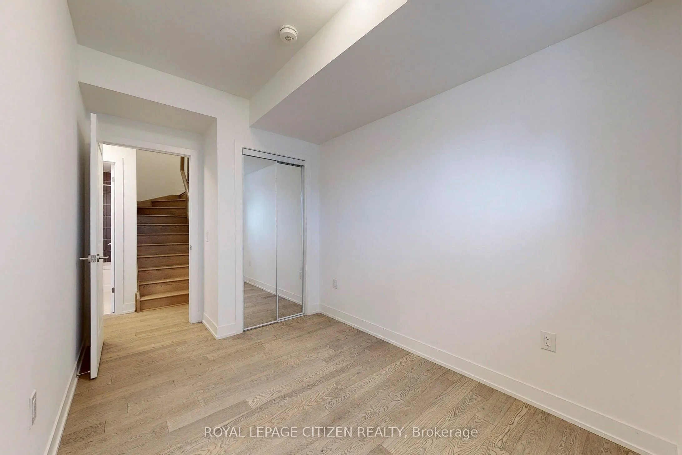 1075 Douglas Mccurdy Comm, #147