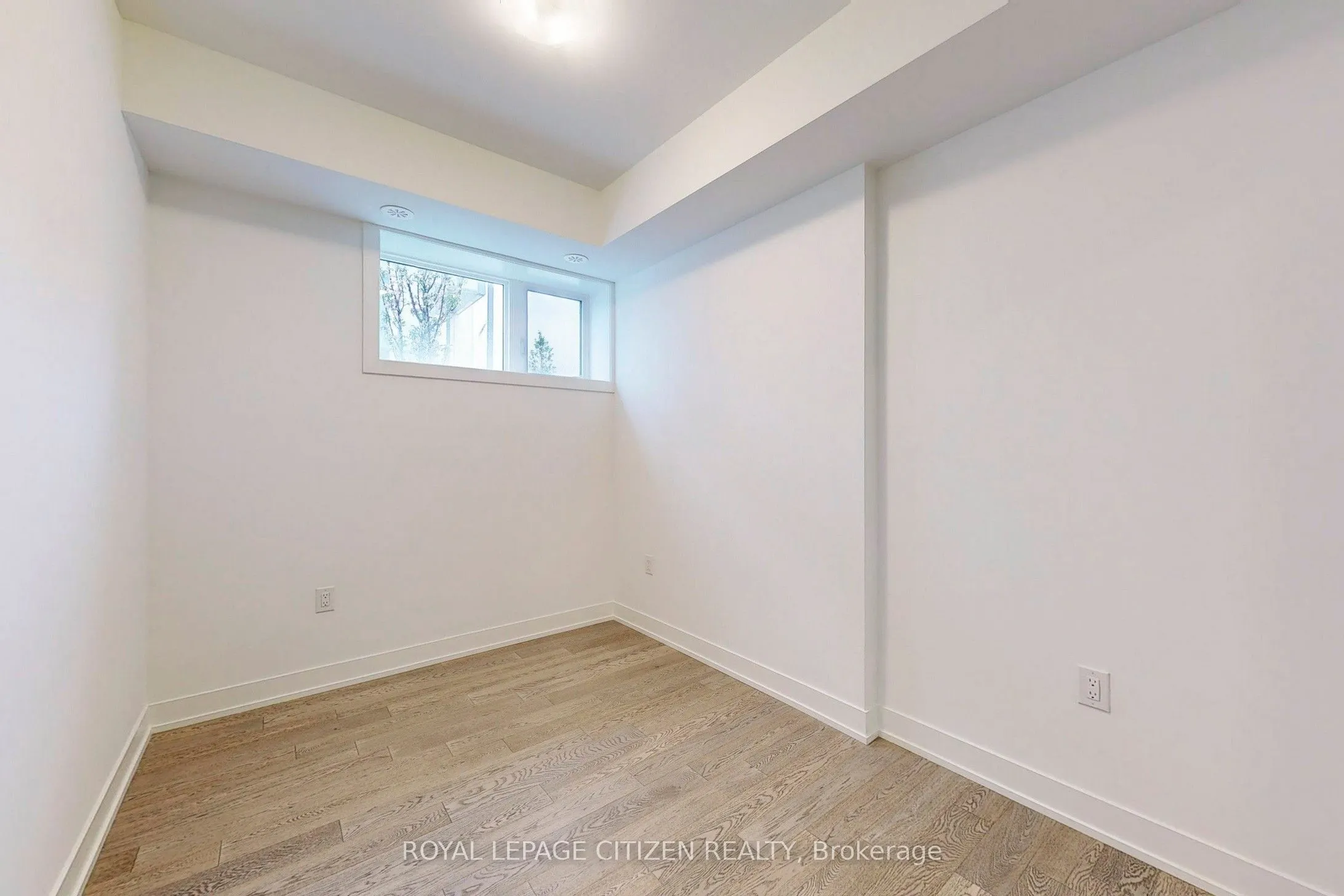1075 Douglas Mccurdy Comm, #147
