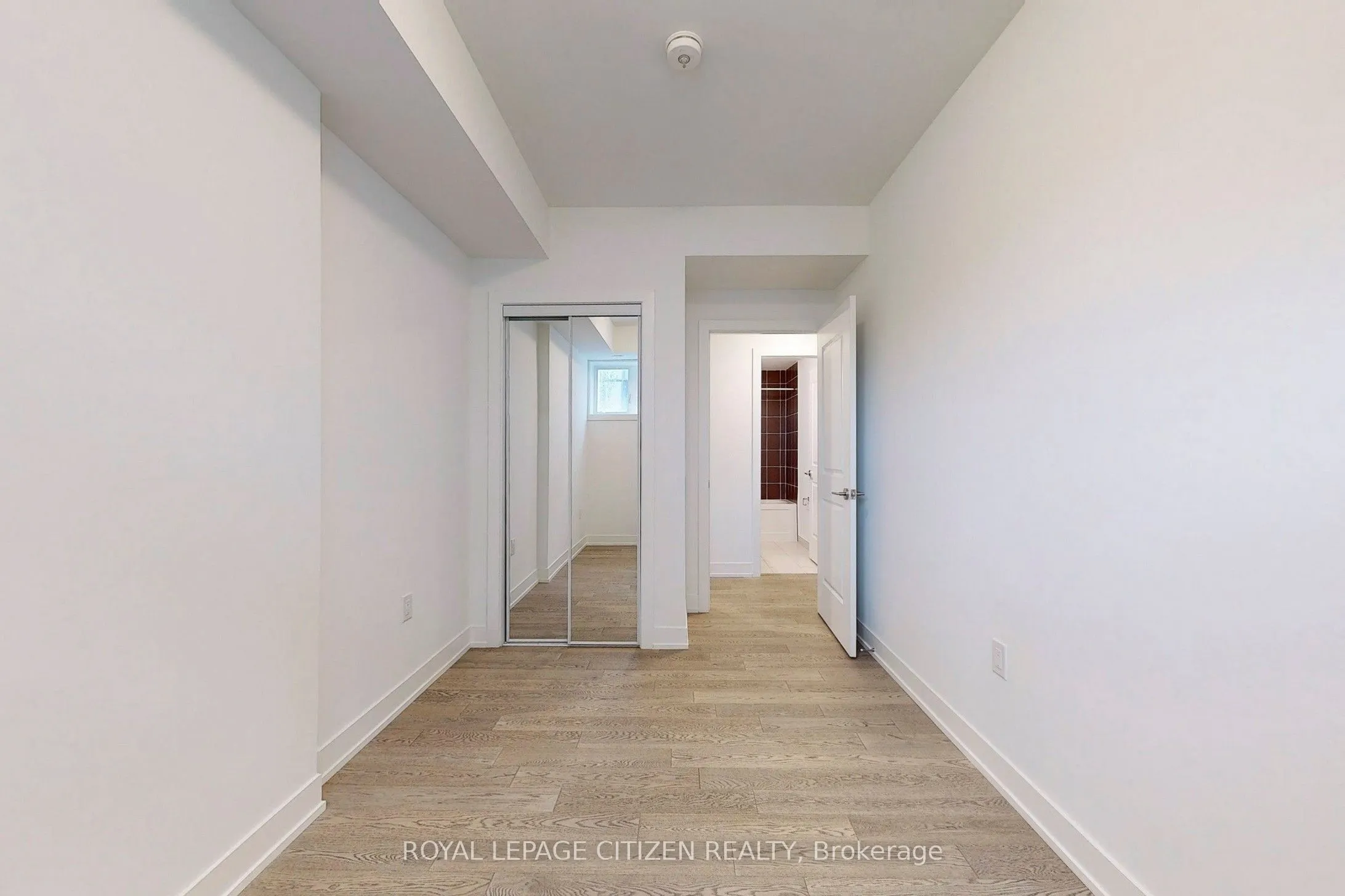 1075 Douglas Mccurdy Comm, #147