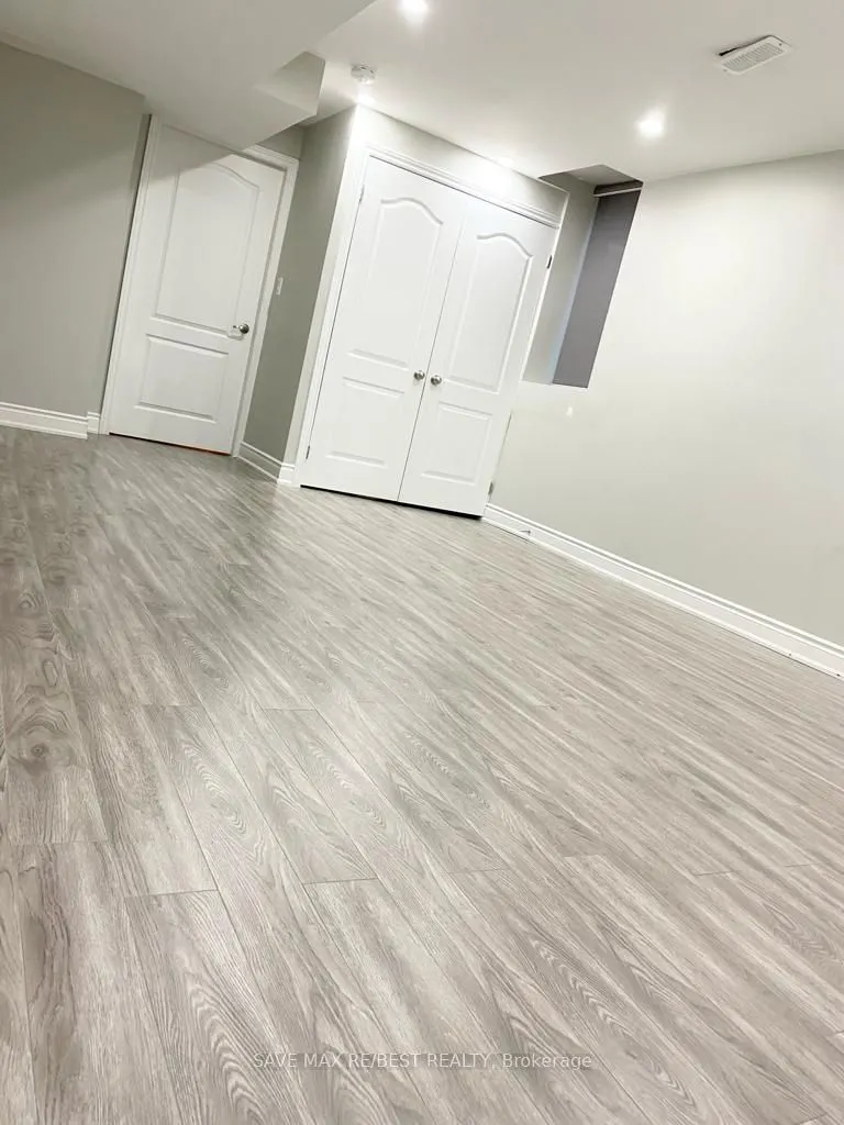 20 Isle Royal Terrace, #Bsmt