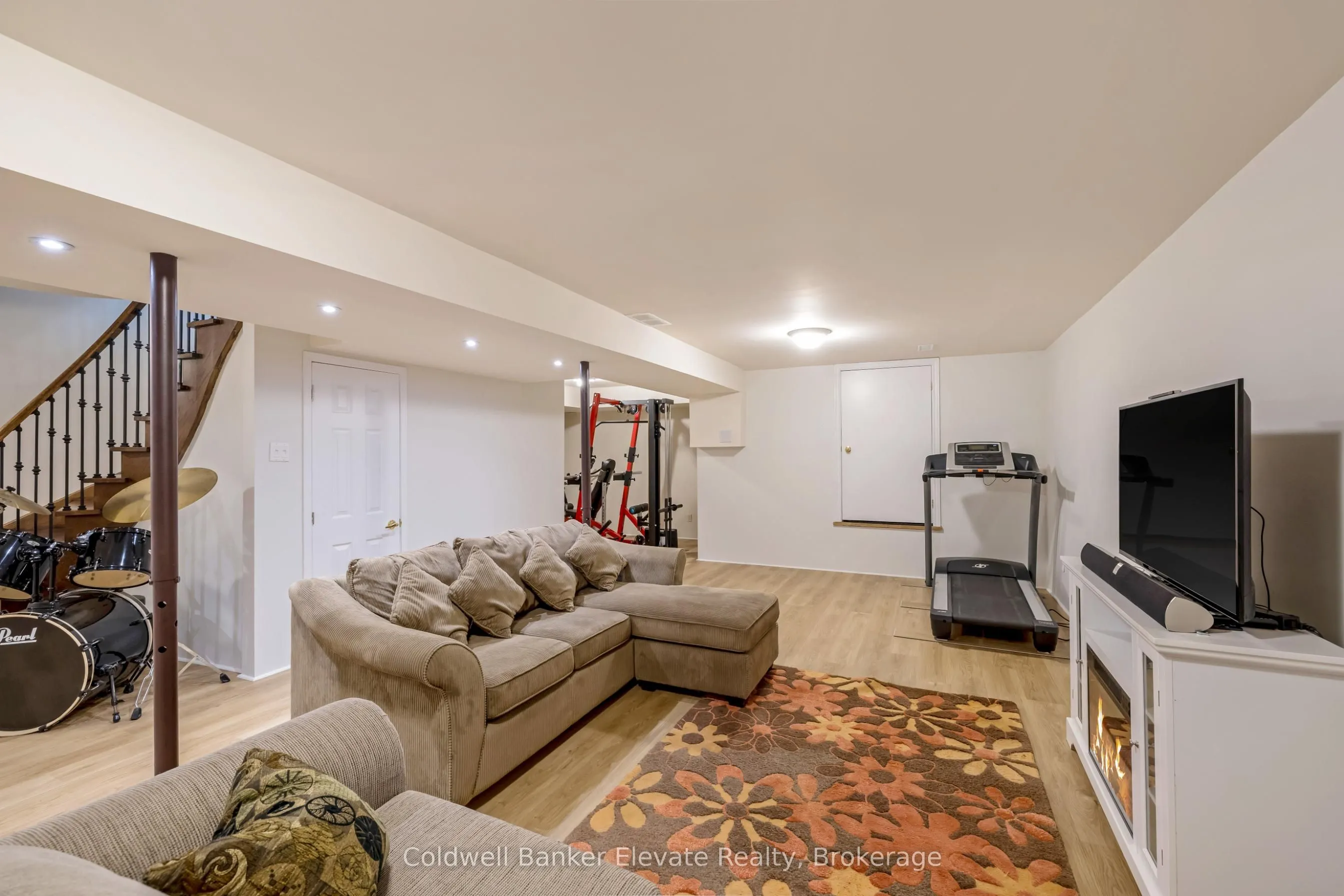 4 Southwinds Drive