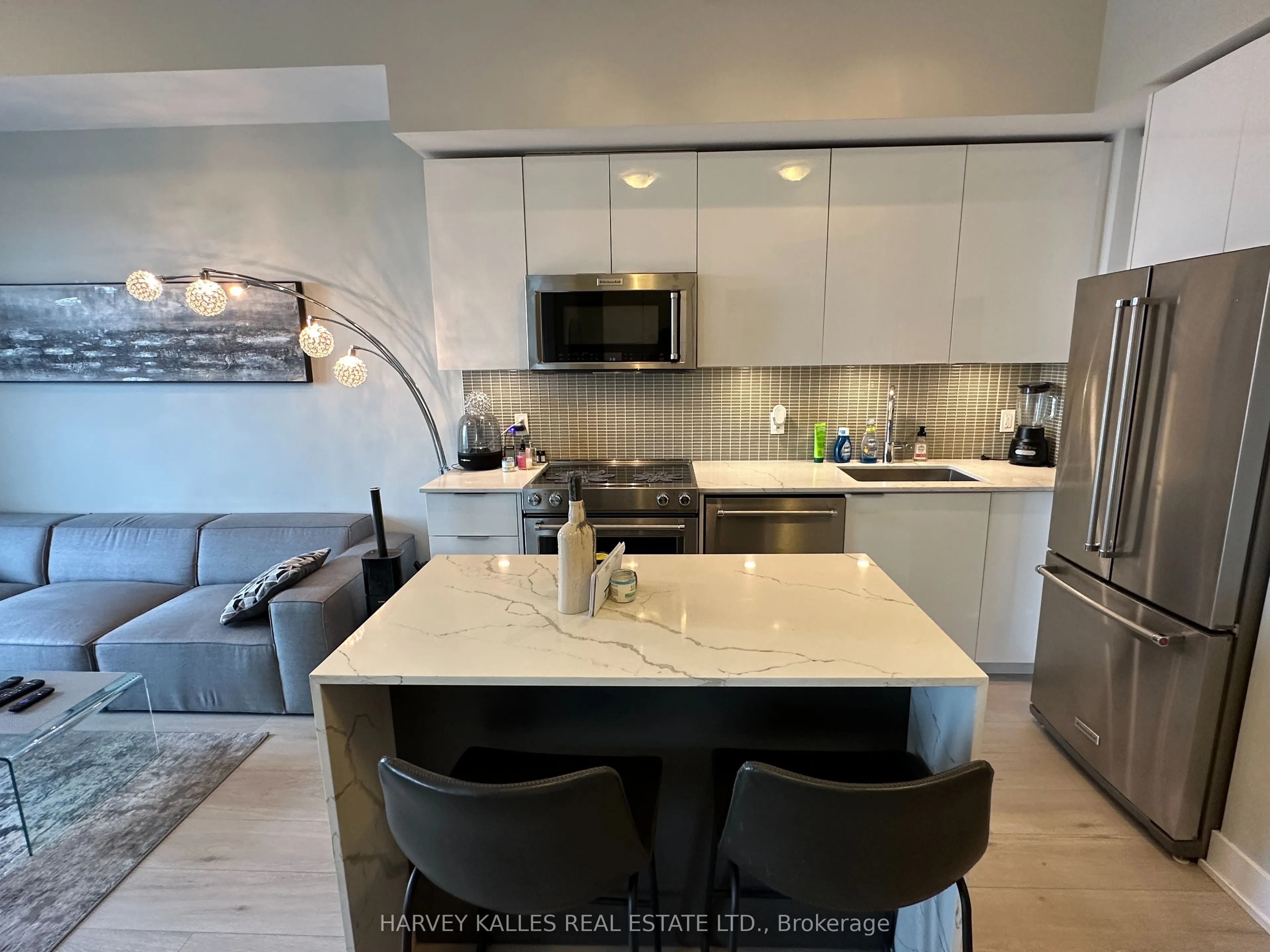 30 Shore Breeze Drive, #4214