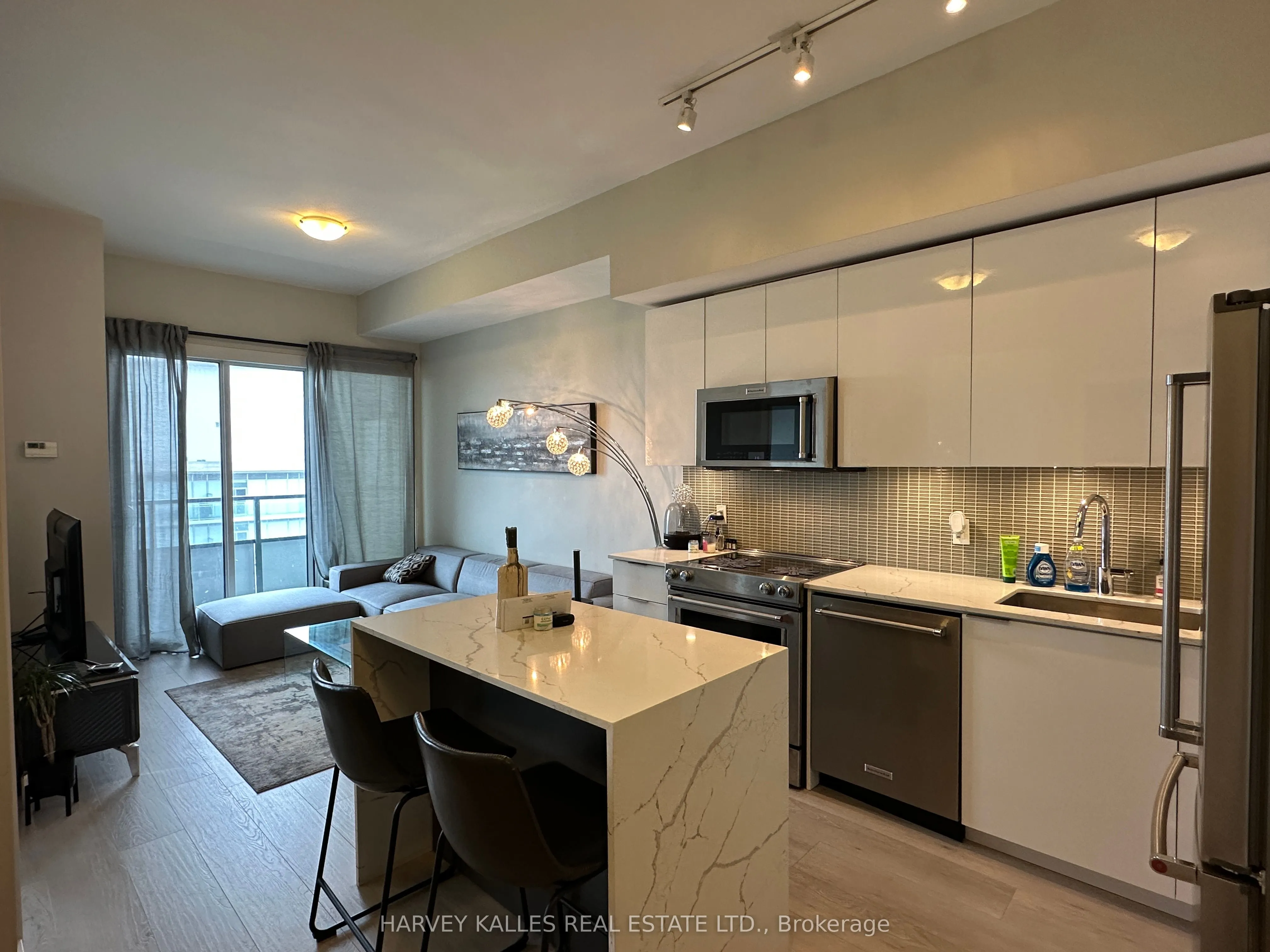 30 Shore Breeze Drive, #4214
