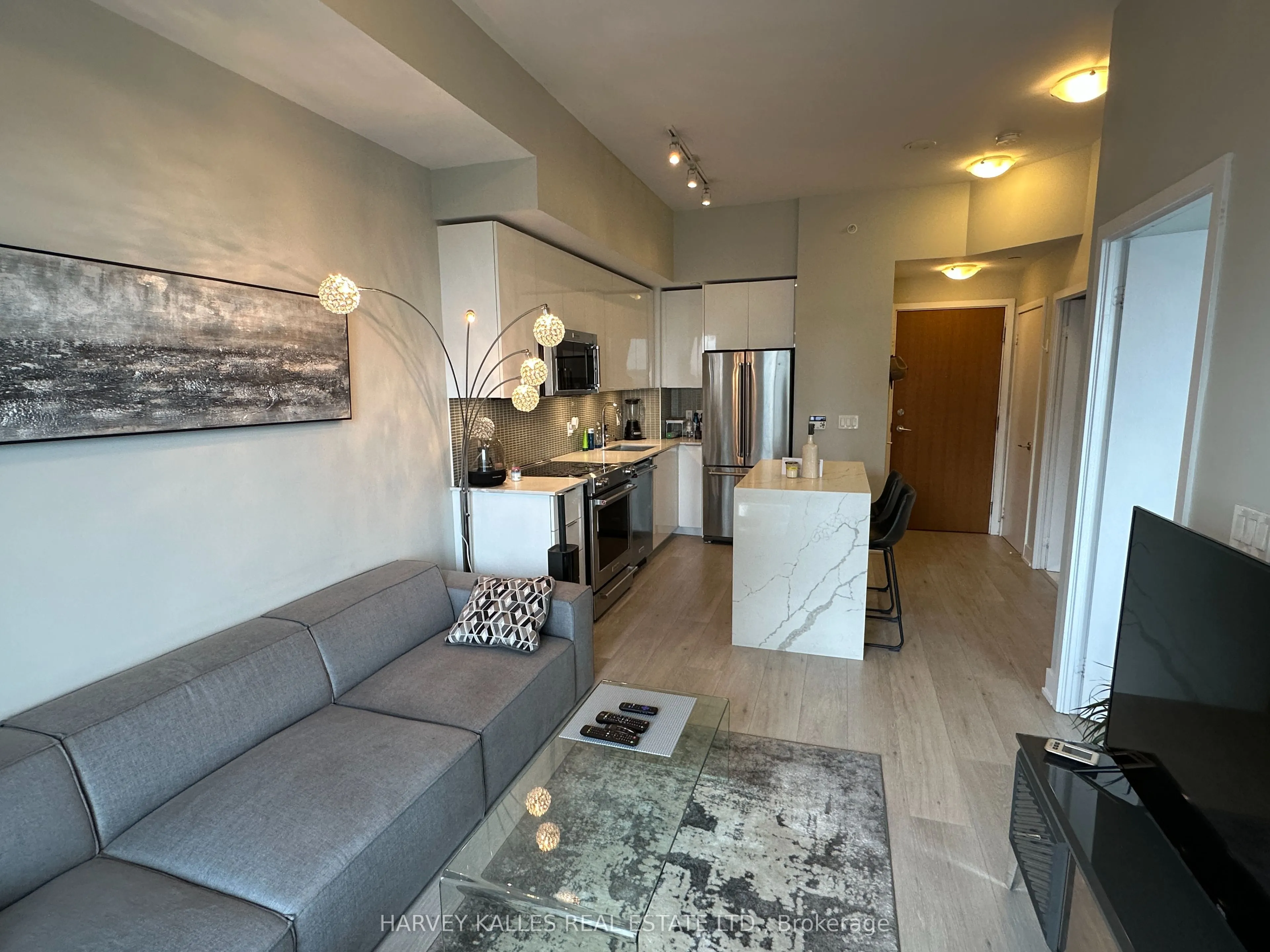 30 Shore Breeze Drive, #4214