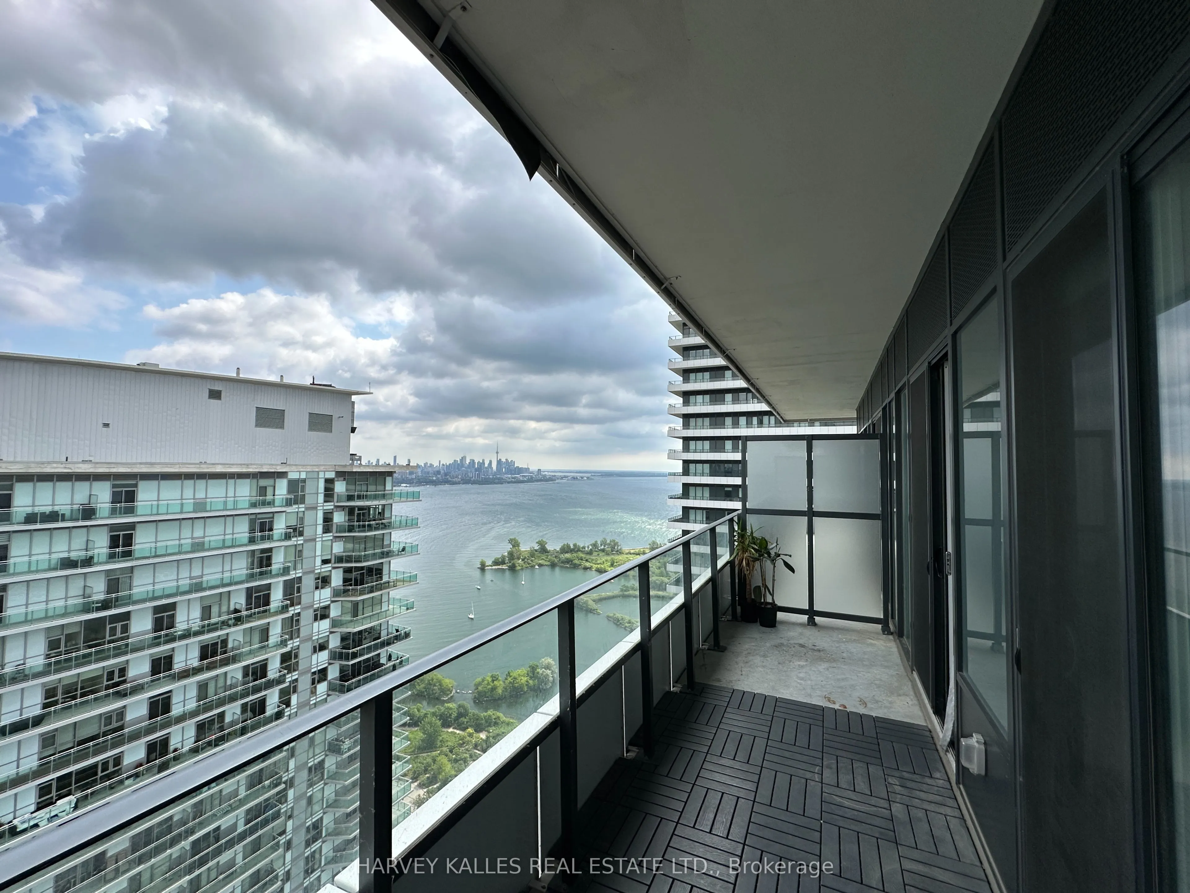 30 Shore Breeze Drive, #4214