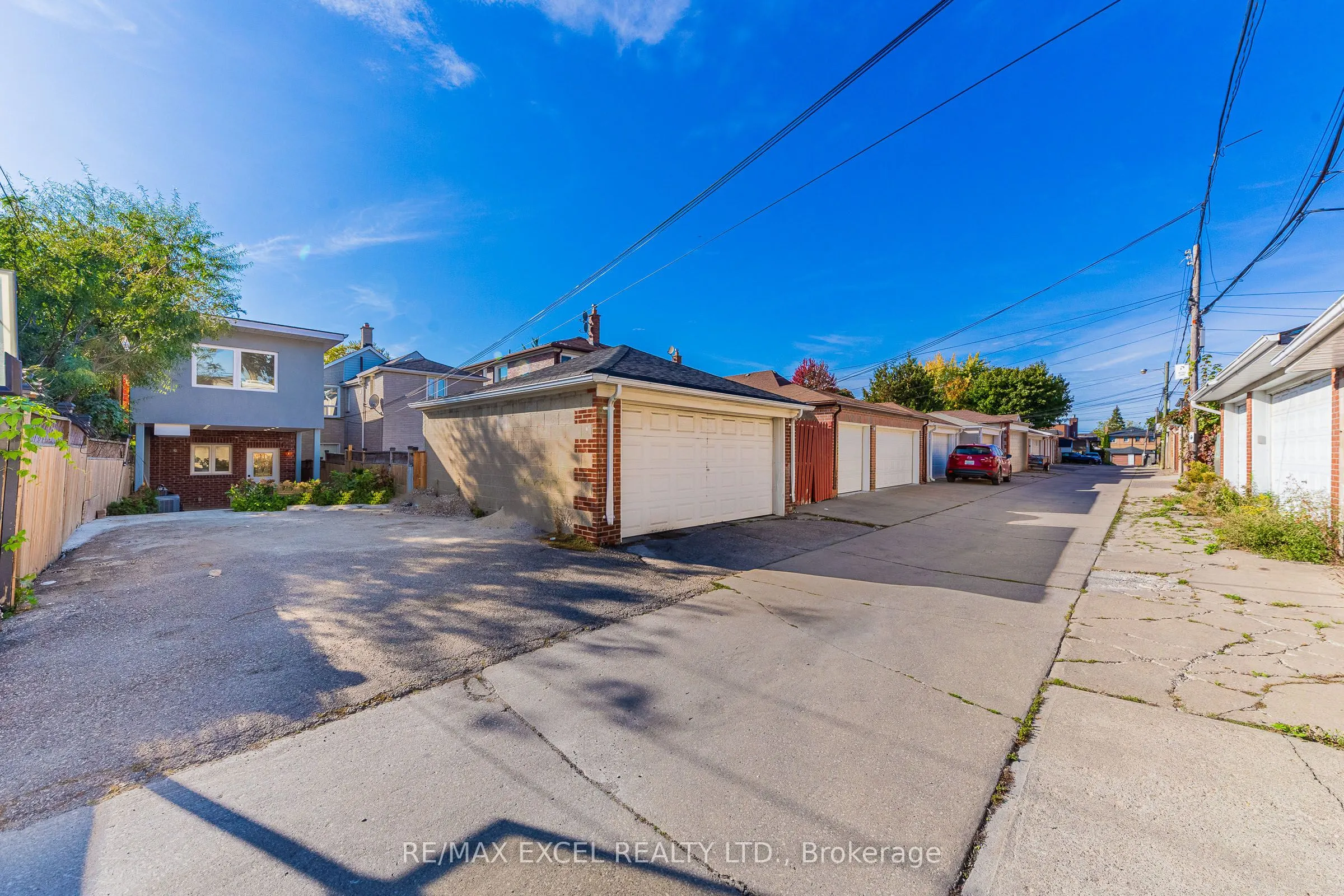 75 Harvie Avenue