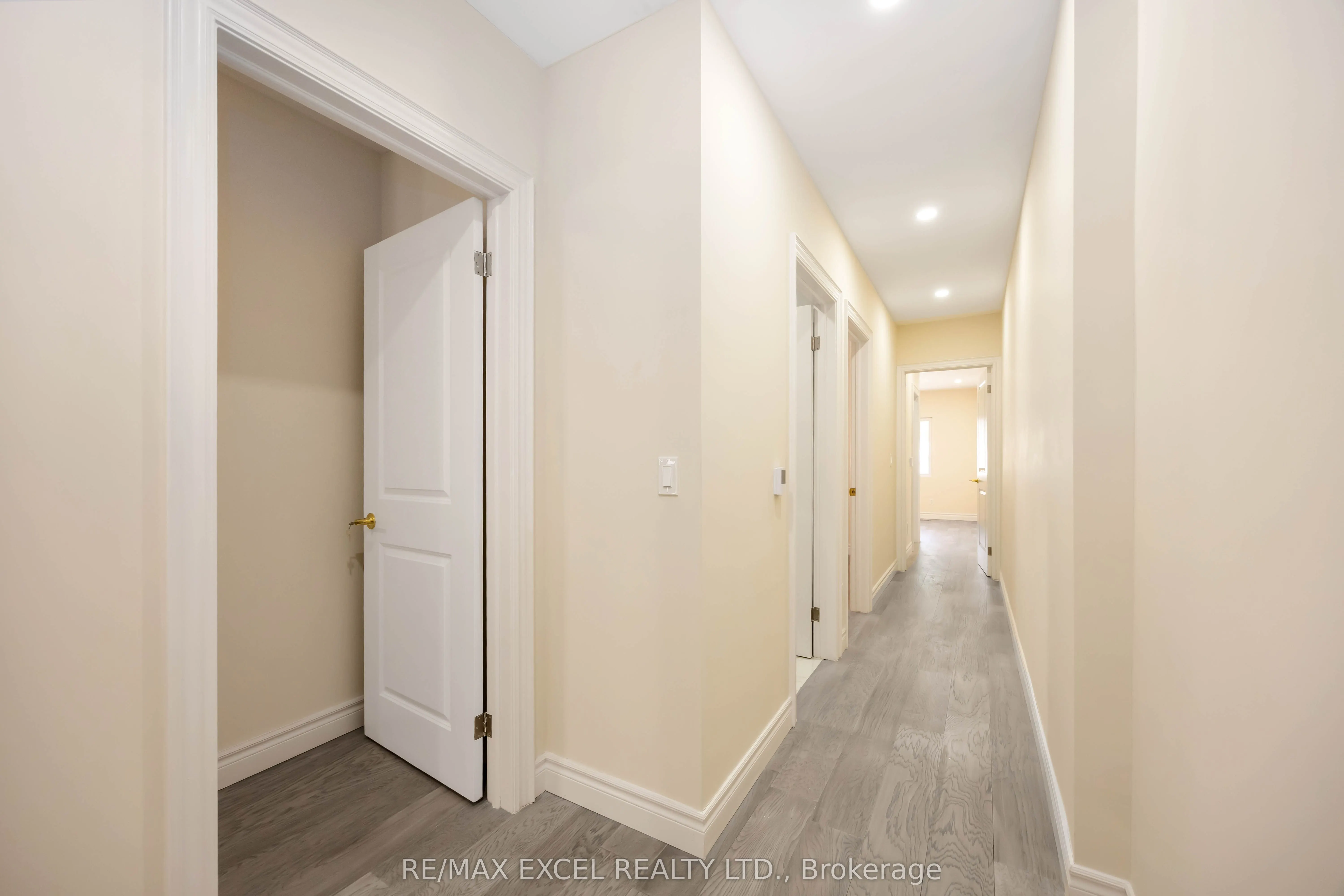 75 Harvie Avenue