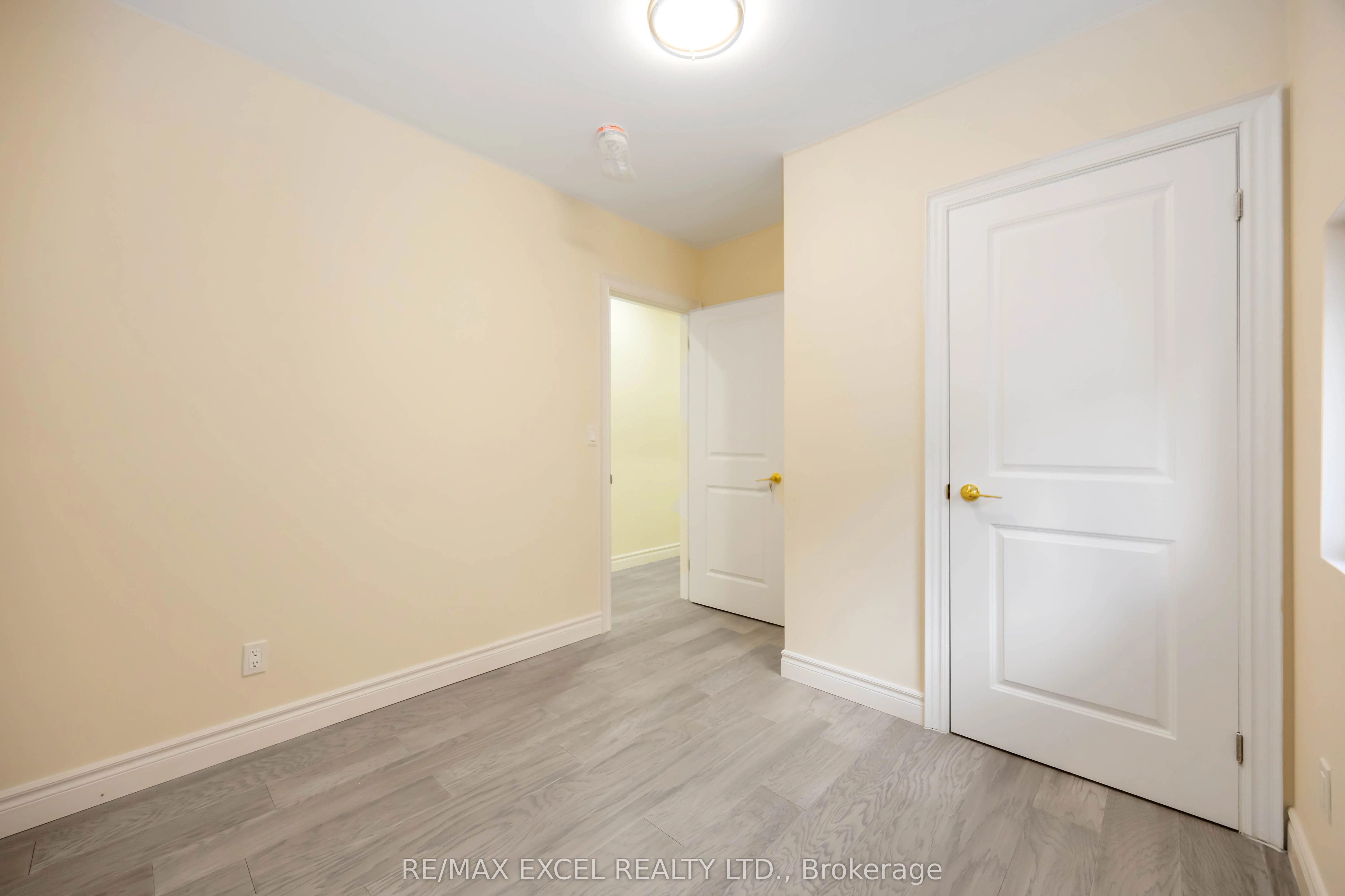75 Harvie Avenue