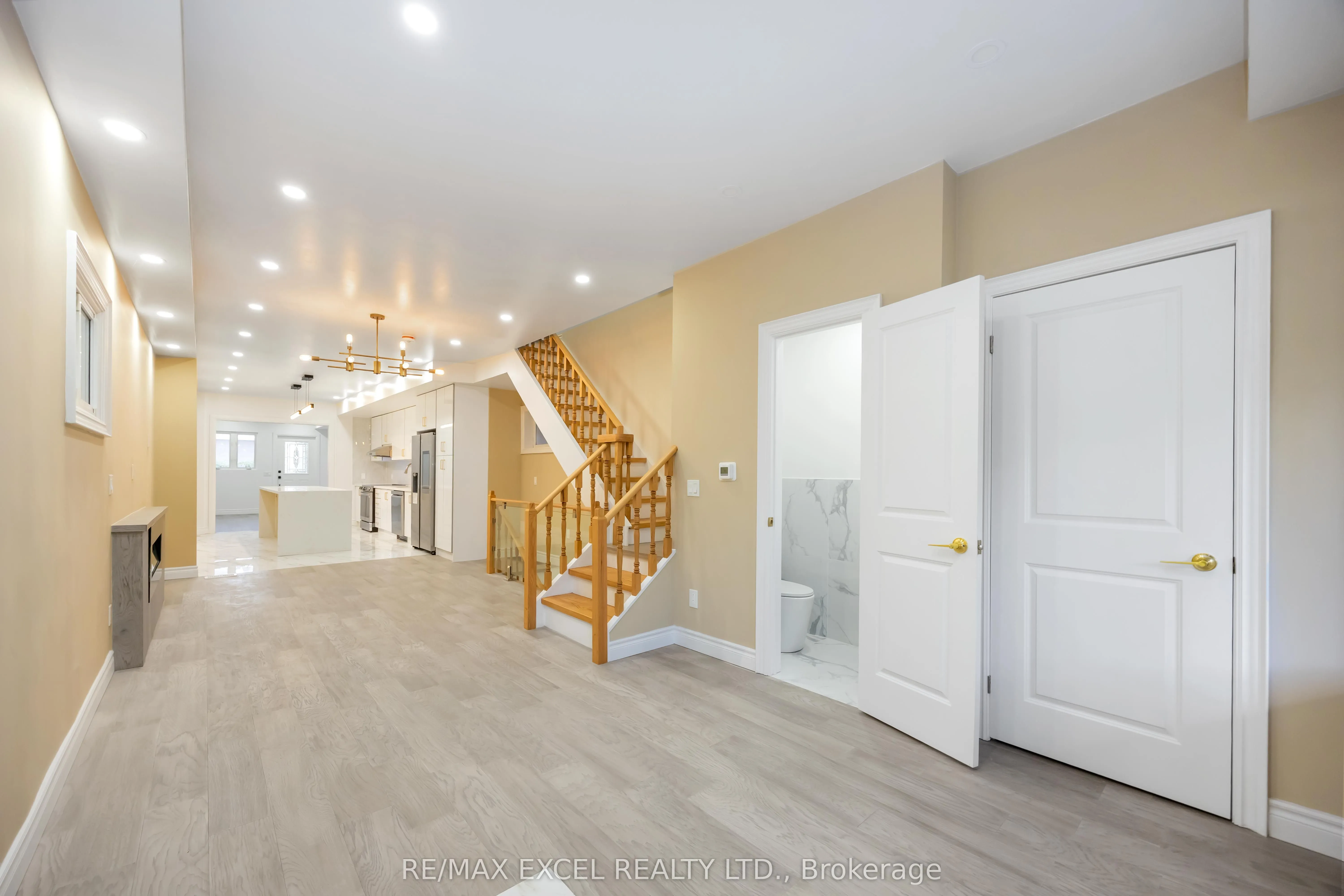 75 Harvie Avenue