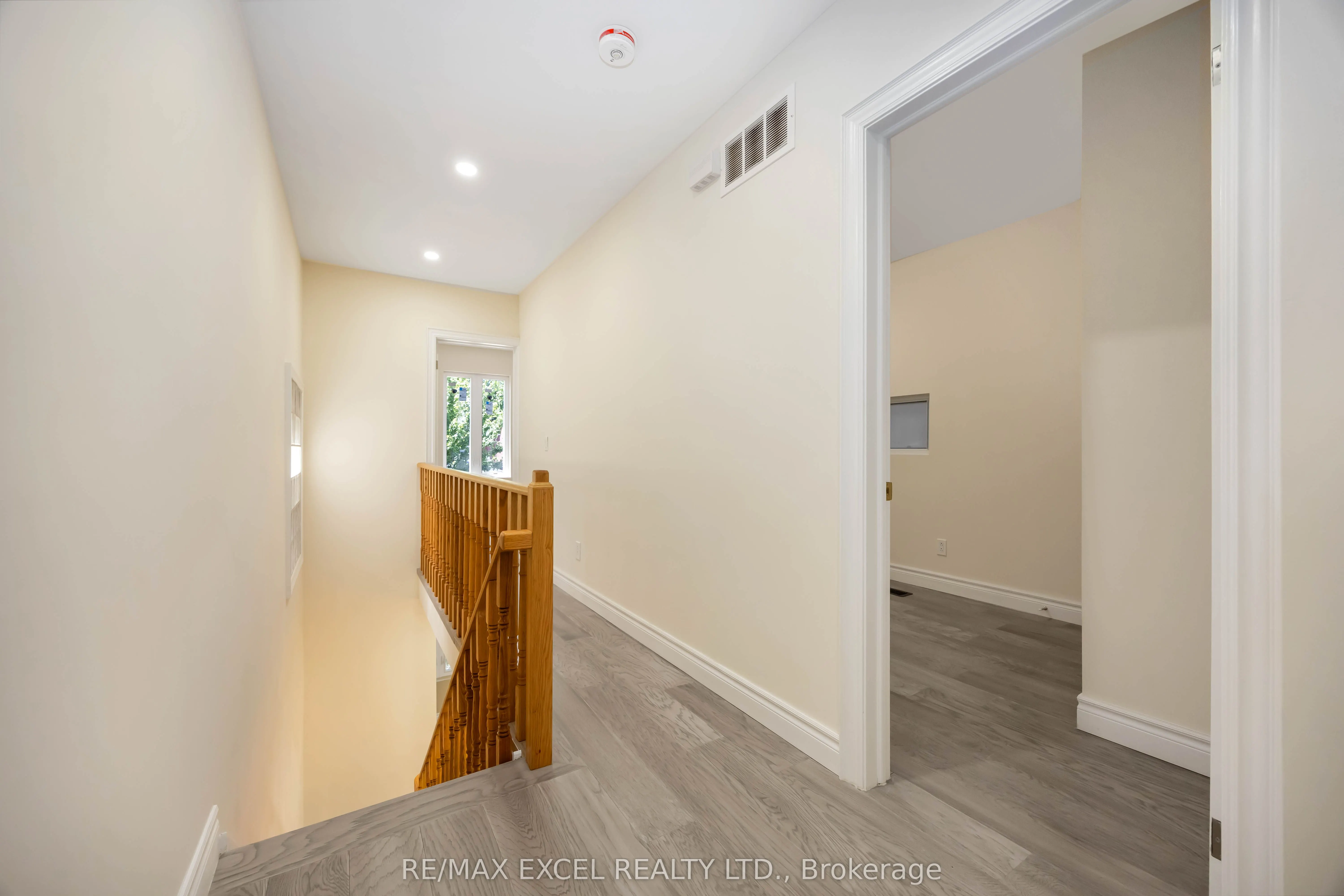 75 Harvie Avenue