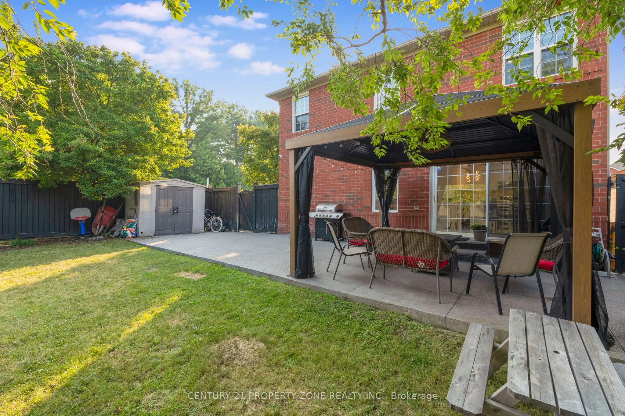 185 Brisdale Drive