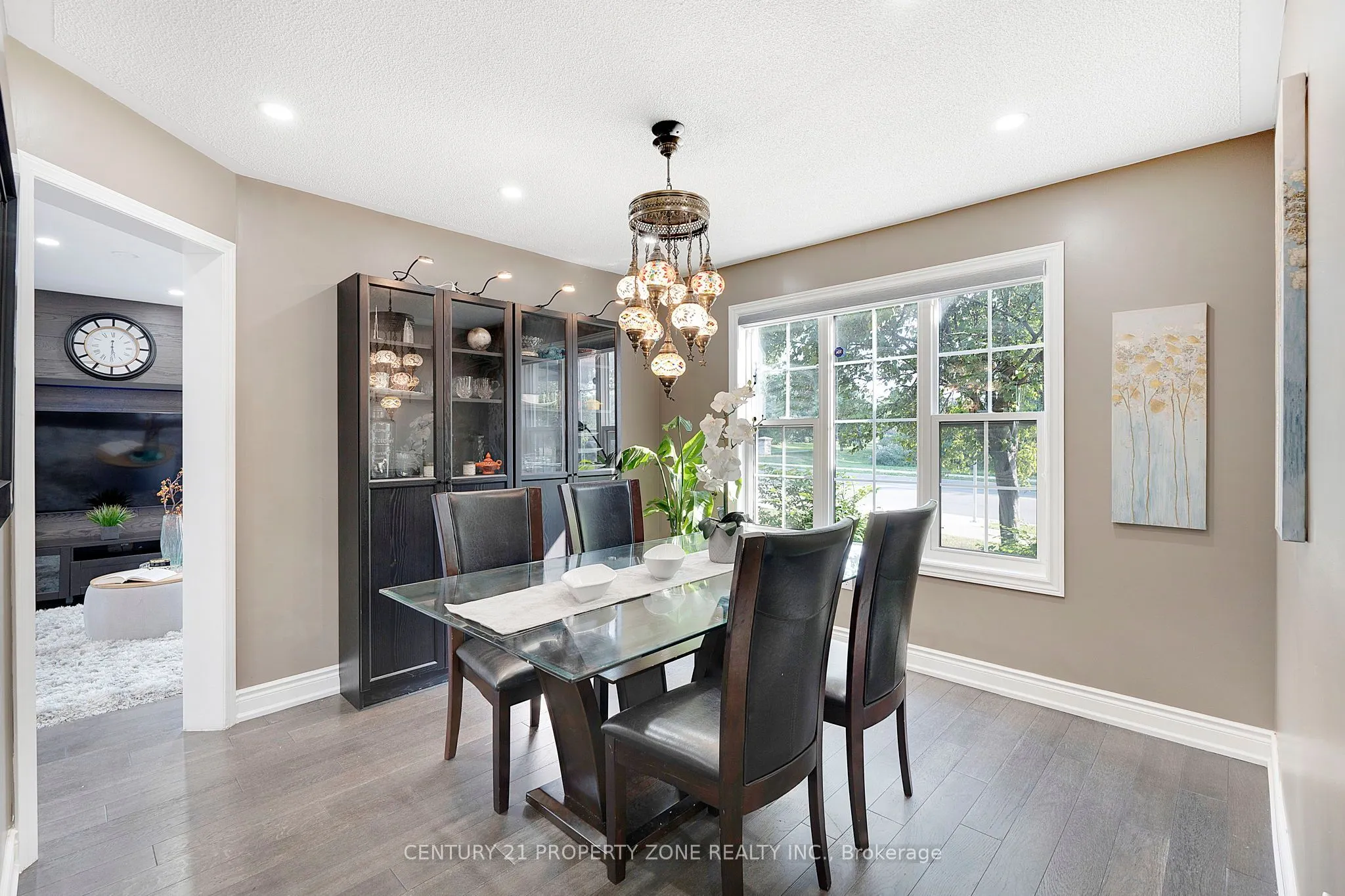 185 Brisdale Drive