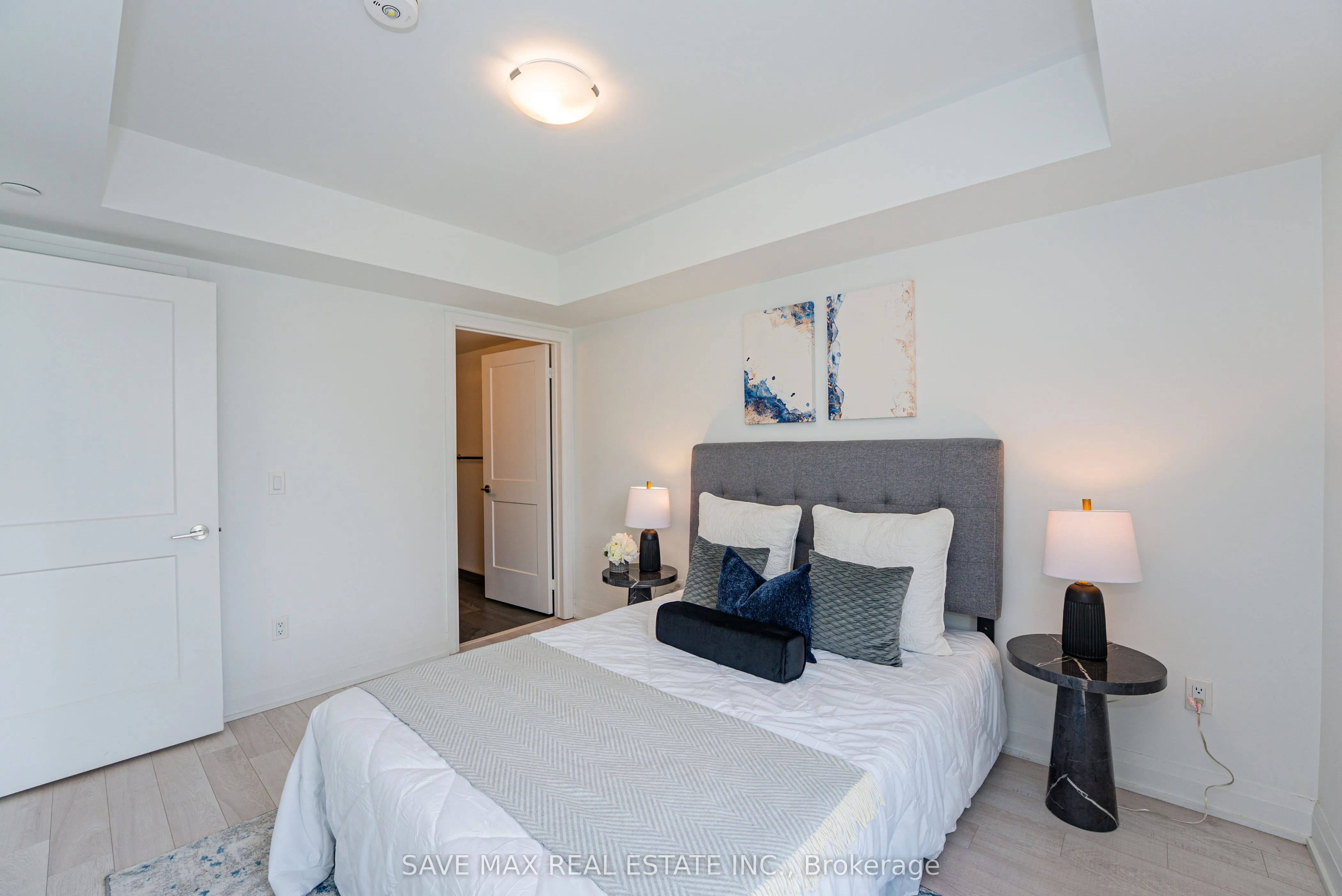 155 Downsview Park Boulevard, #215