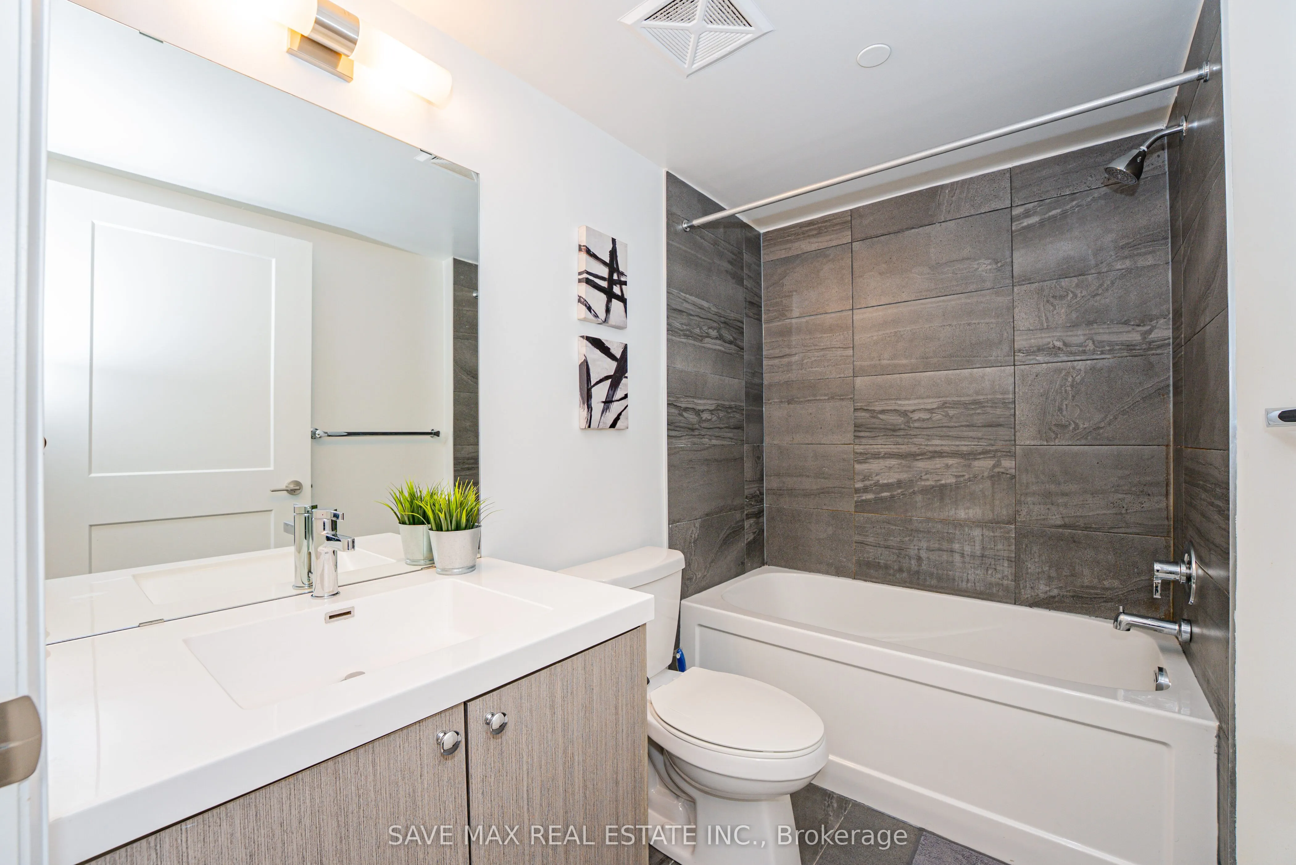 155 Downsview Park Boulevard, #215